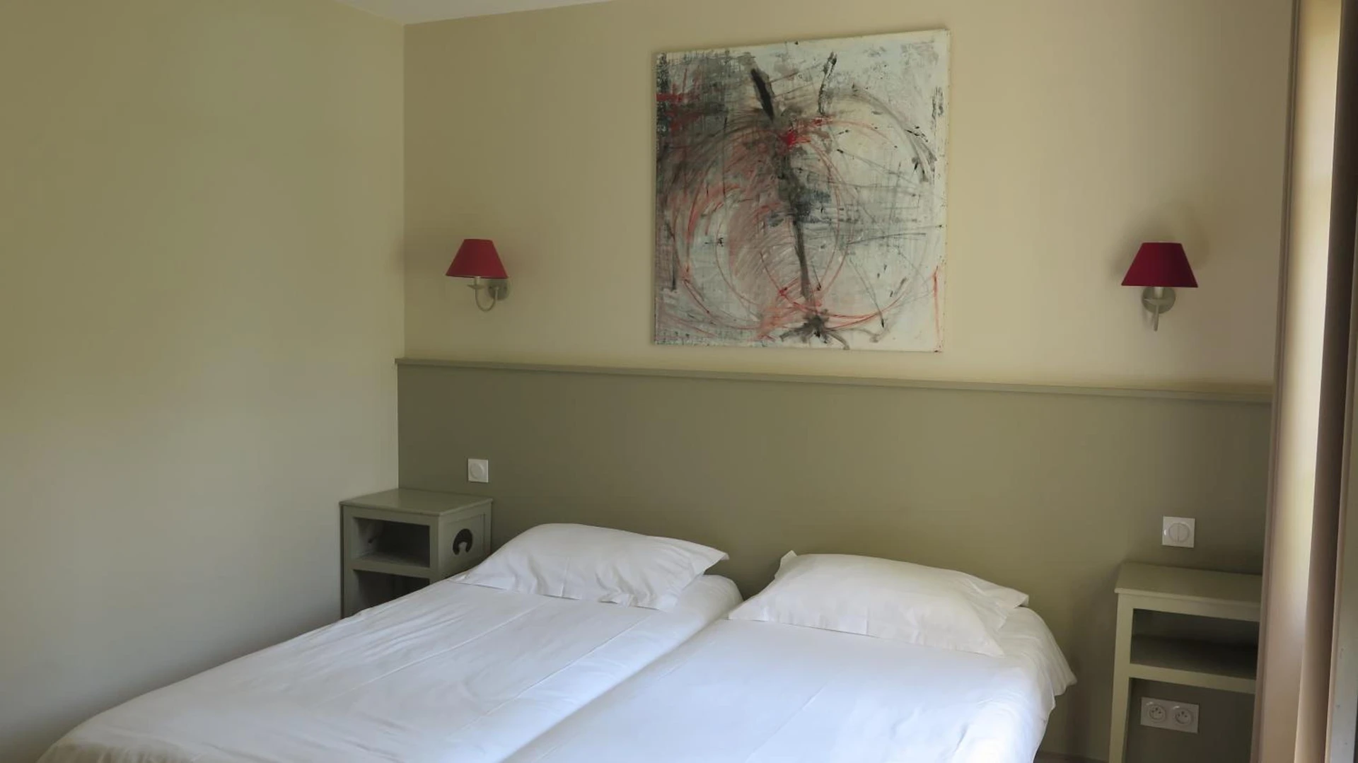 Chambre disponible pour un séminaire d'entreprise à La Garance - Bédoin
