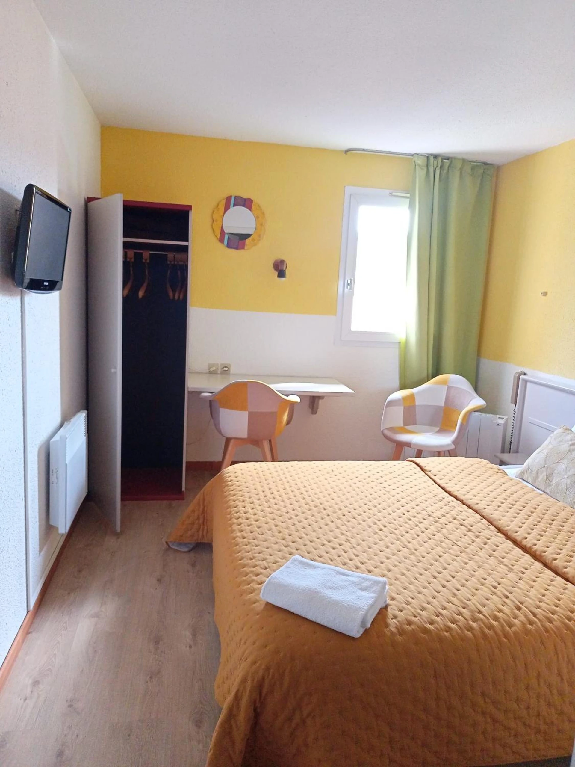 Chambre disponible pour un séminaire d'entreprise à Bel Hotel Restaurant la Gentilhommière - Trèbes