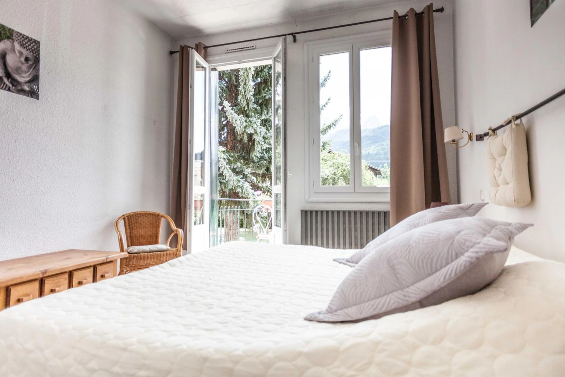 Chambre disponible pour un séminaire d'entreprise à La Grande Eperviere - Barcelonnette