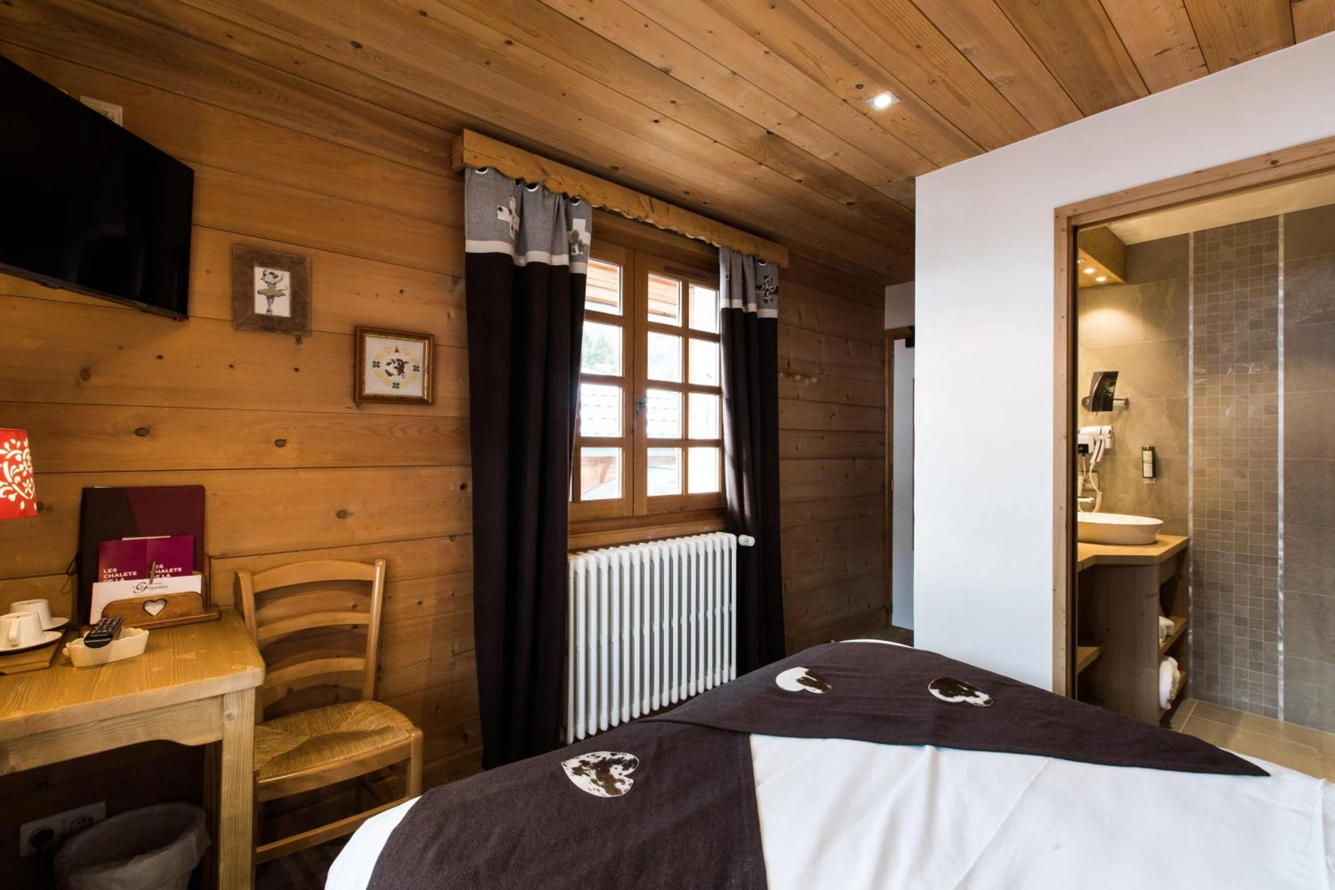 Chambre disponible pour un séminaire d'entreprise à Les Chalets de La Griyotire - Praz-sur-Arly