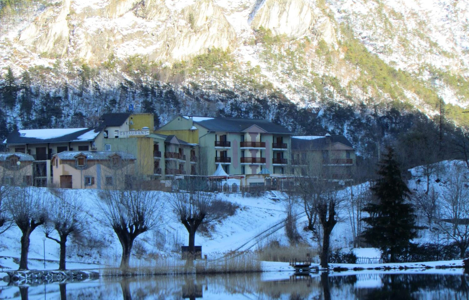 Organiser un séminaire d'entreprise : Hotel-Restaurant La Lauzétane à le-lauzet-ubaye