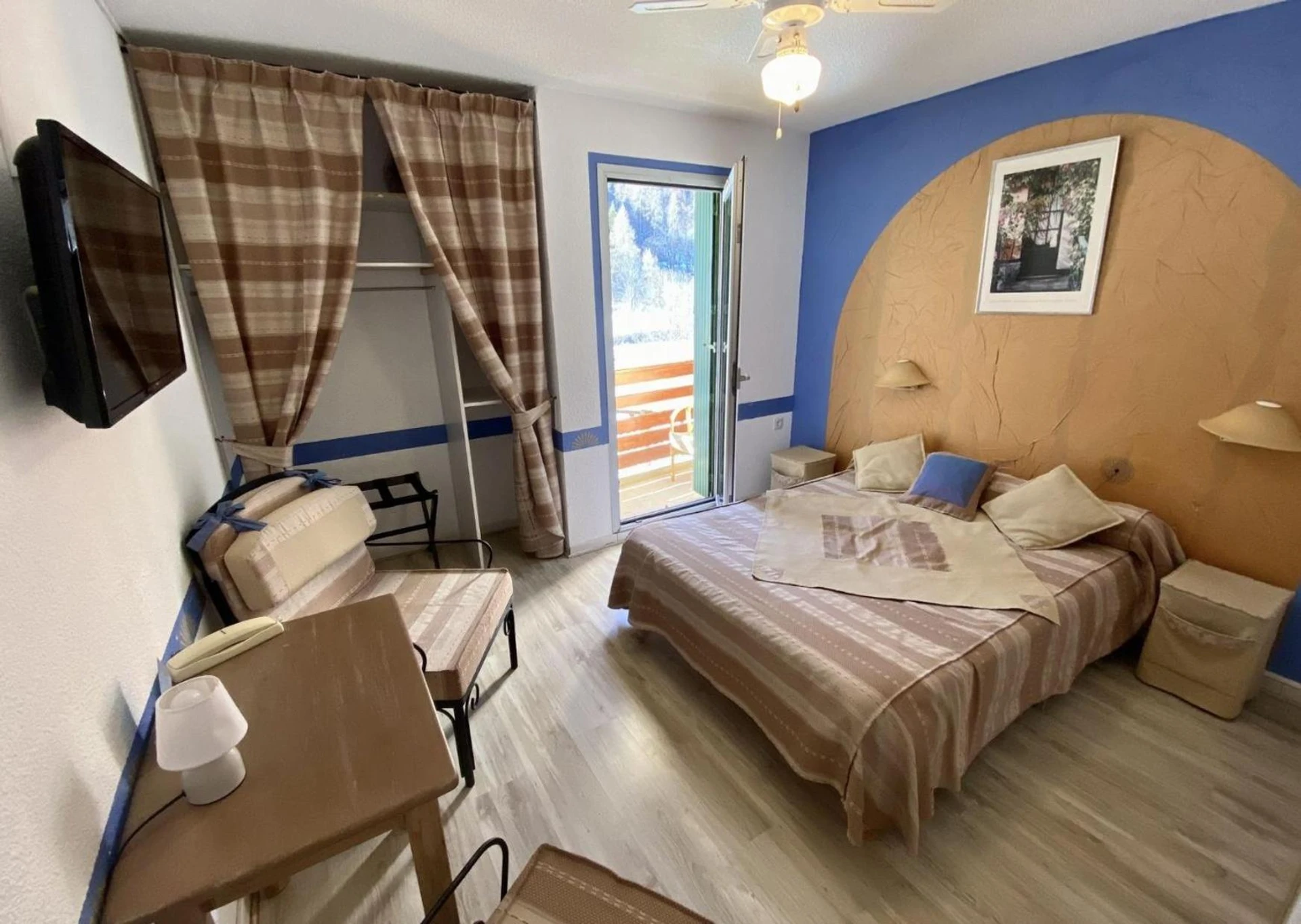 Chambre disponible pour un séminaire d'entreprise à Hotel-Restaurant La Lauzétane - Le Lauzet-Ubaye