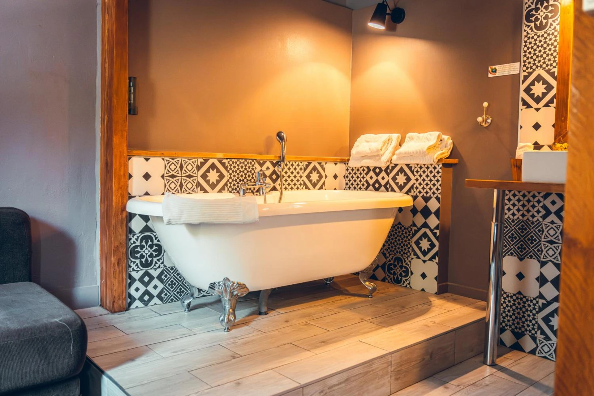 Chambre disponible pour un séminaire d'entreprise à Logis Hôtel La Magnanerie - Côté Bistro - Aubignosc
