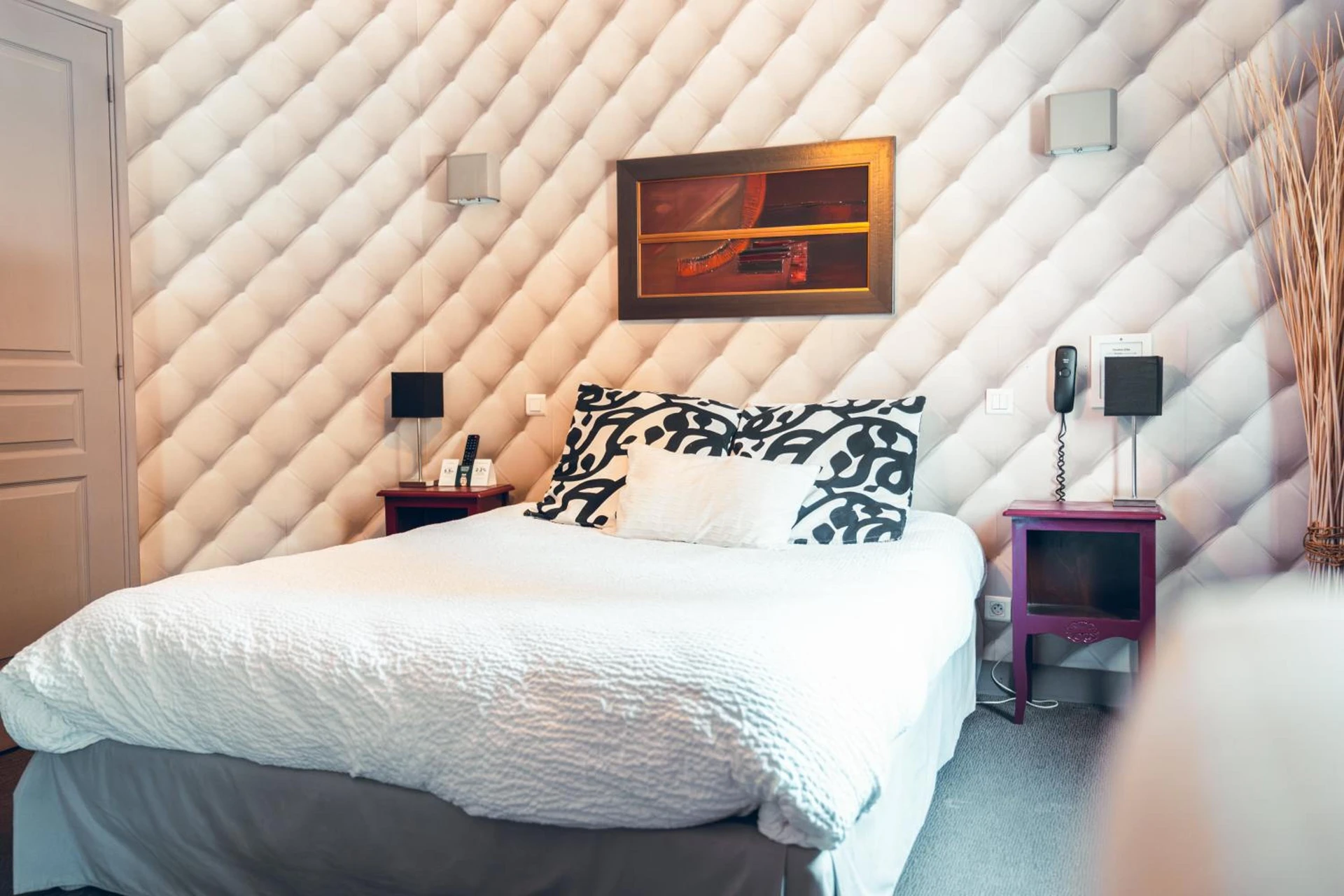 Chambre disponible pour un séminaire d'entreprise à Logis Hôtel La Magnanerie - Côté Bistro - Aubignosc