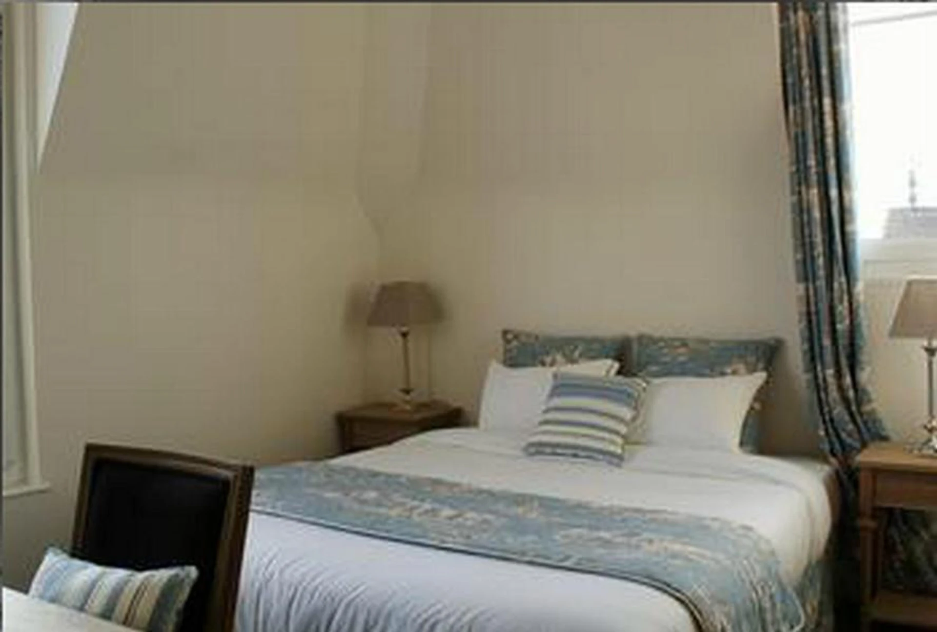 Chambre disponible pour un séminaire d'entreprise à La Maison d'Emilie - Houlgate