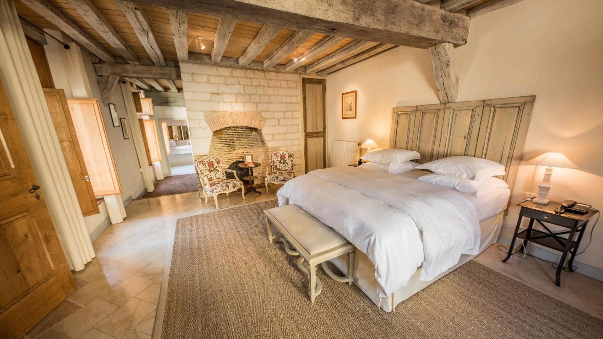 Chambre disponible pour un séminaire d'entreprise à La Maison de Rhodes Hôtel & Spa - Troyes