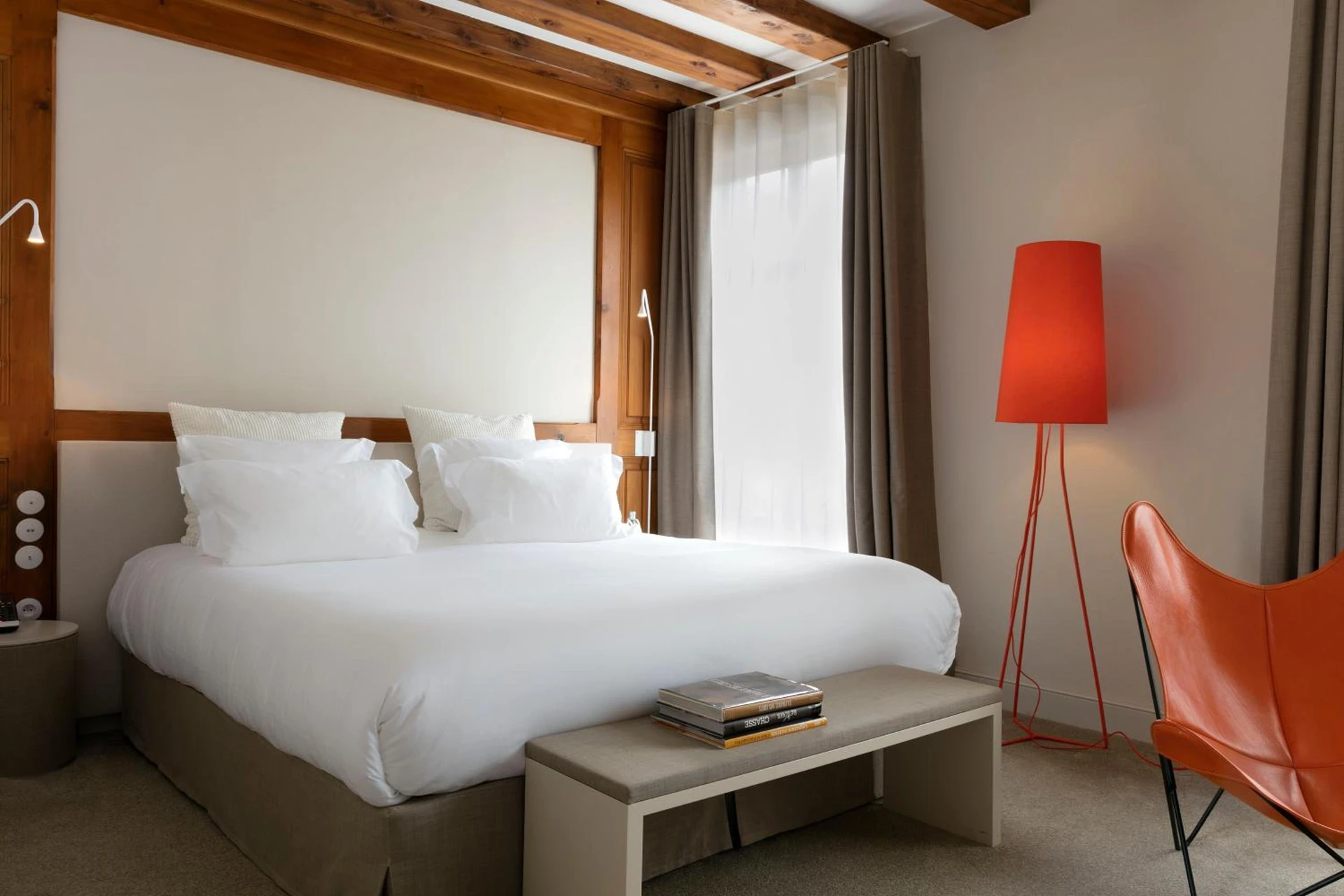 Chambre disponible pour un séminaire d'entreprise à Relais & Châteaux La Maison Des Têtes - Colmar