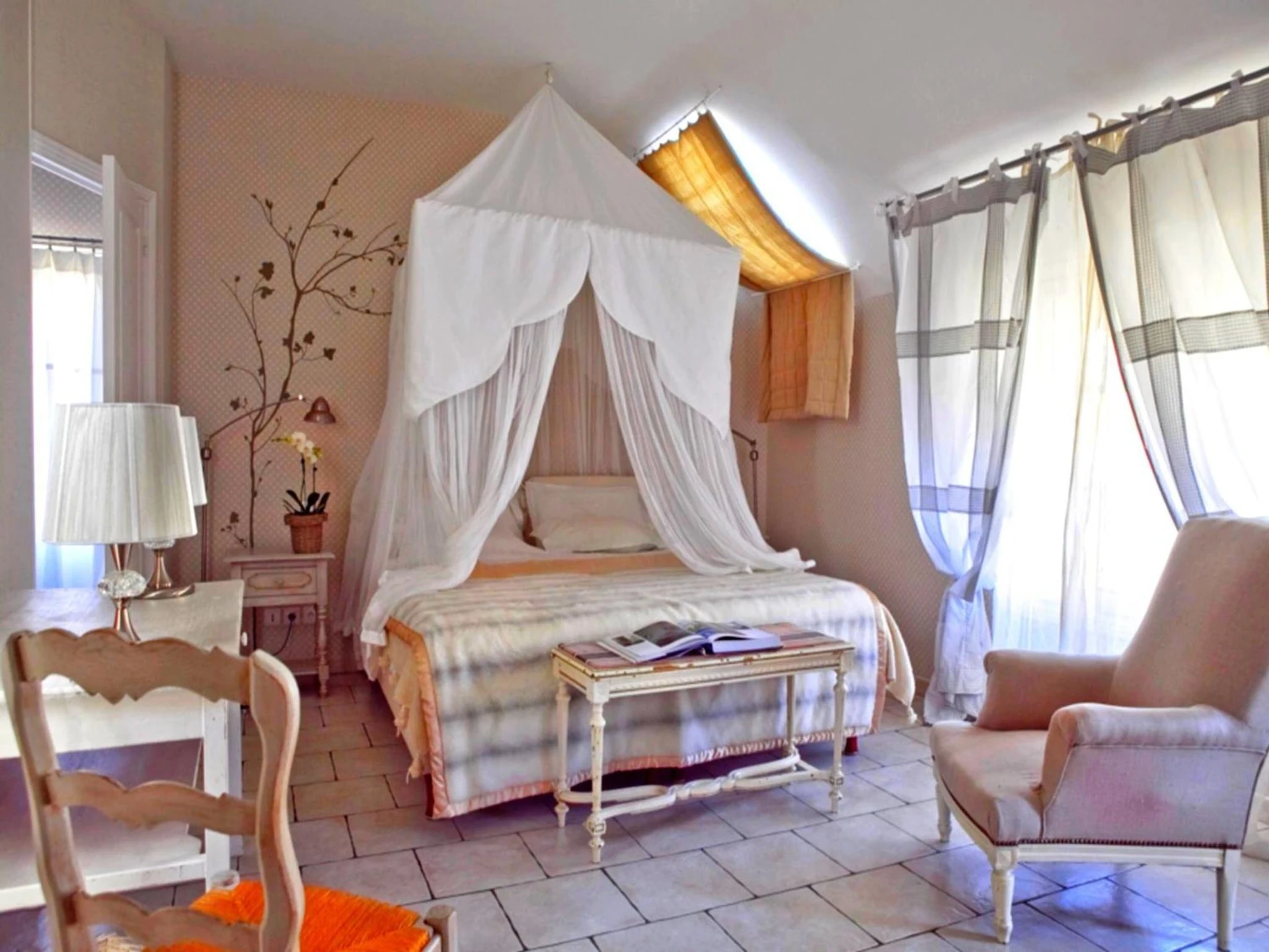Chambre disponible pour un séminaire d'entreprise à La Marine de Loire Hôtel & Spa - Montsoreau
