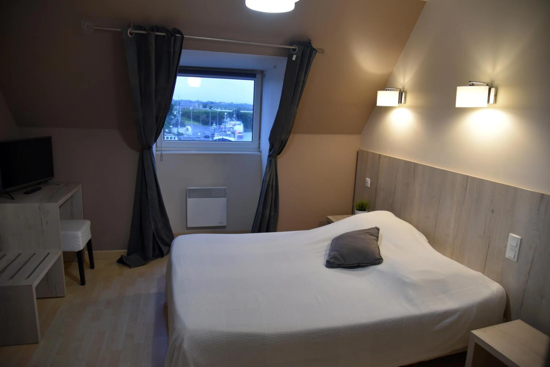 Chambre disponible pour un séminaire d'entreprise à La Marine - Sibiril