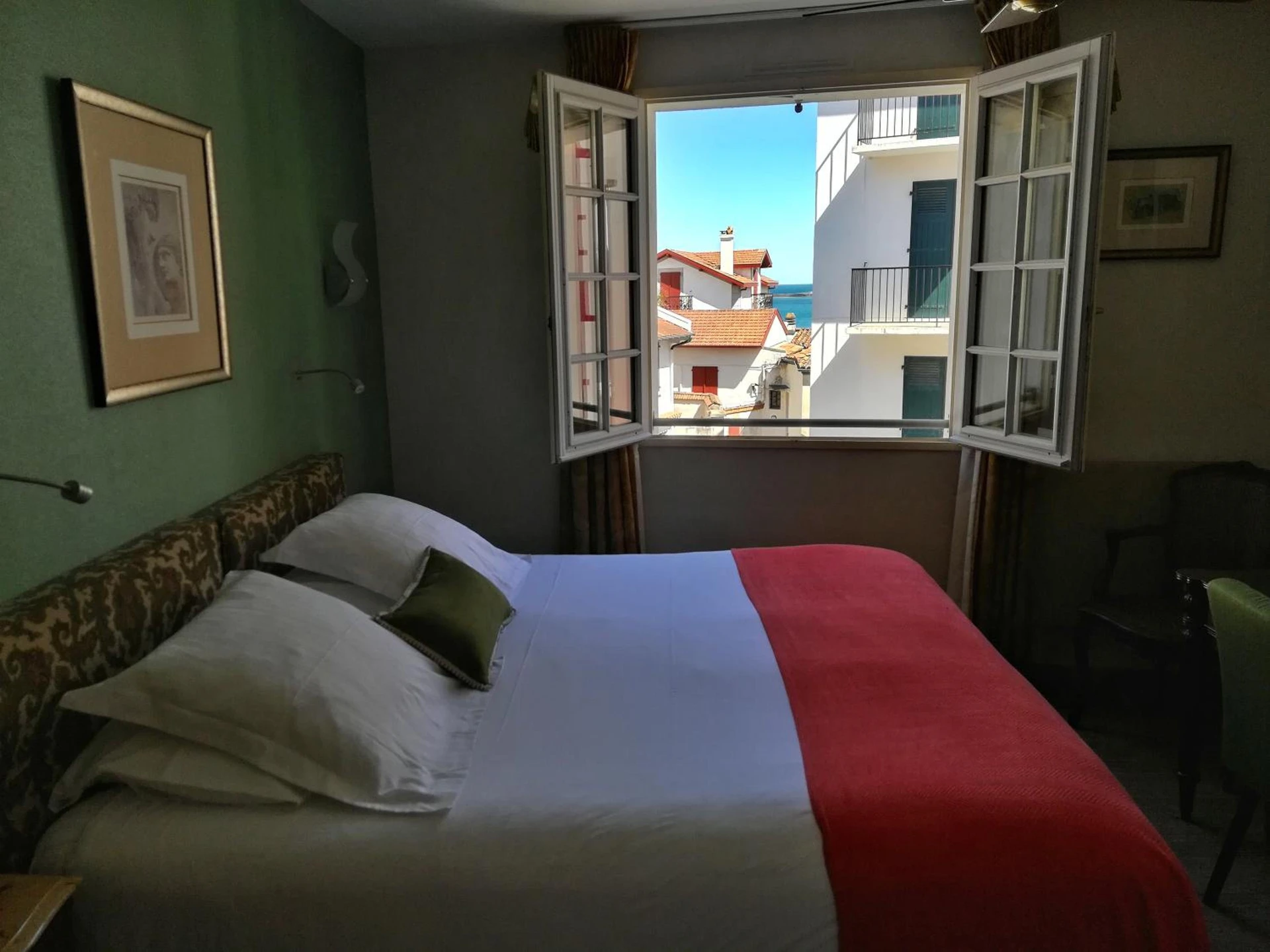 Chambre disponible pour un séminaire d'entreprise à Hôtel La Marisa Grande Plage - Saint-Jean-de-Luz
