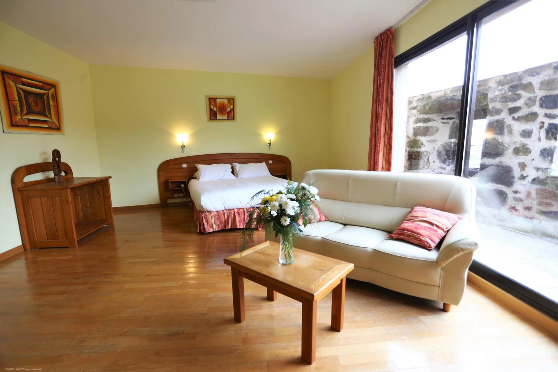 Chambre disponible pour un séminaire d'entreprise à Logis Hôtel-restaurant La Mère Biquette - Saint-Pons