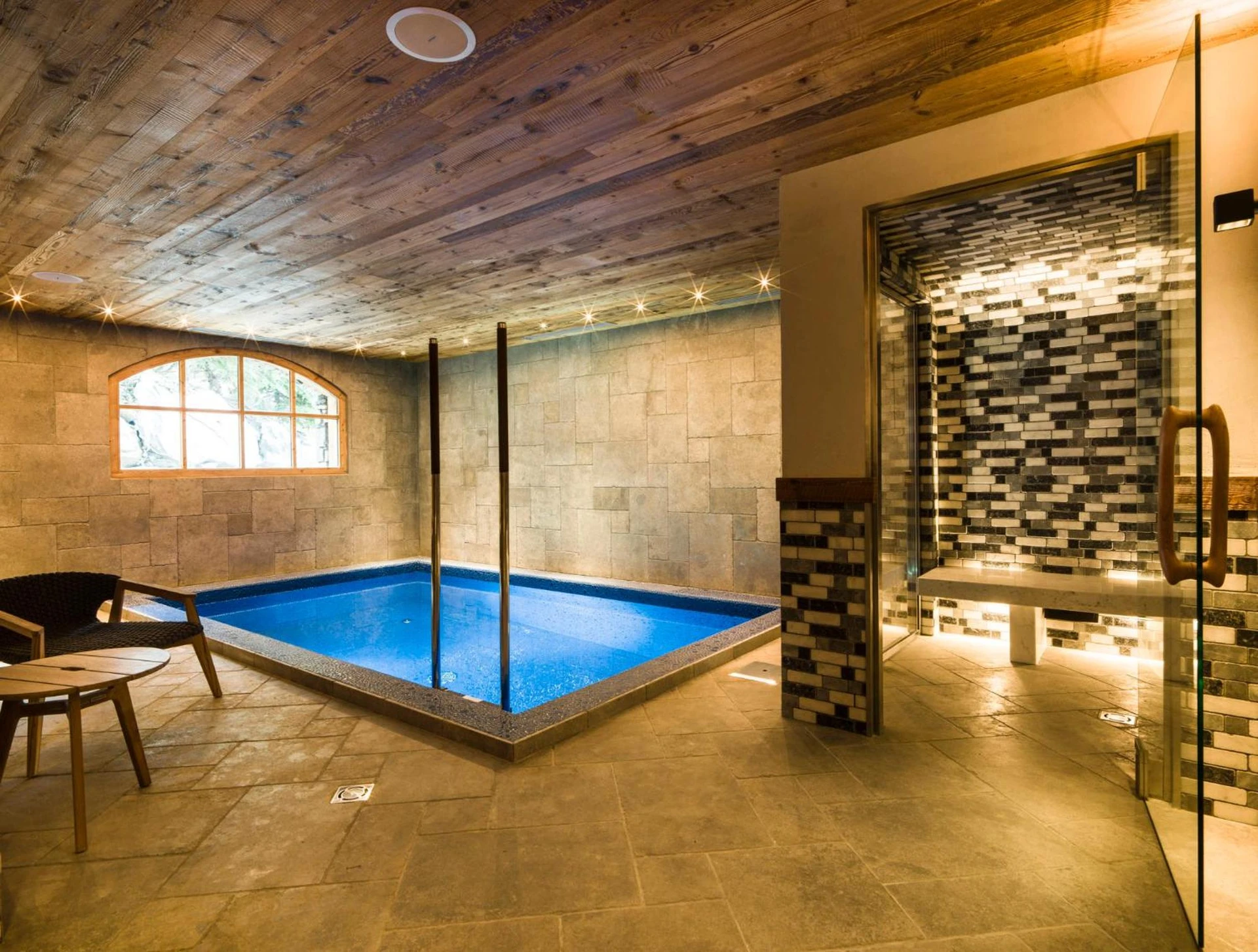 Ambiance de travail pour séminaire d'entreprise à Chalets LA MOURRA - Val dʼIsère