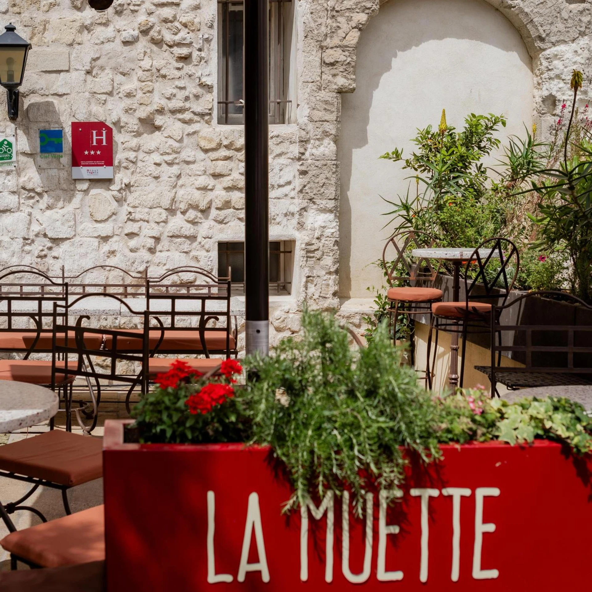Salle de séminaire à Hôtel La Muette - Organiser un événement professionnel à Arles