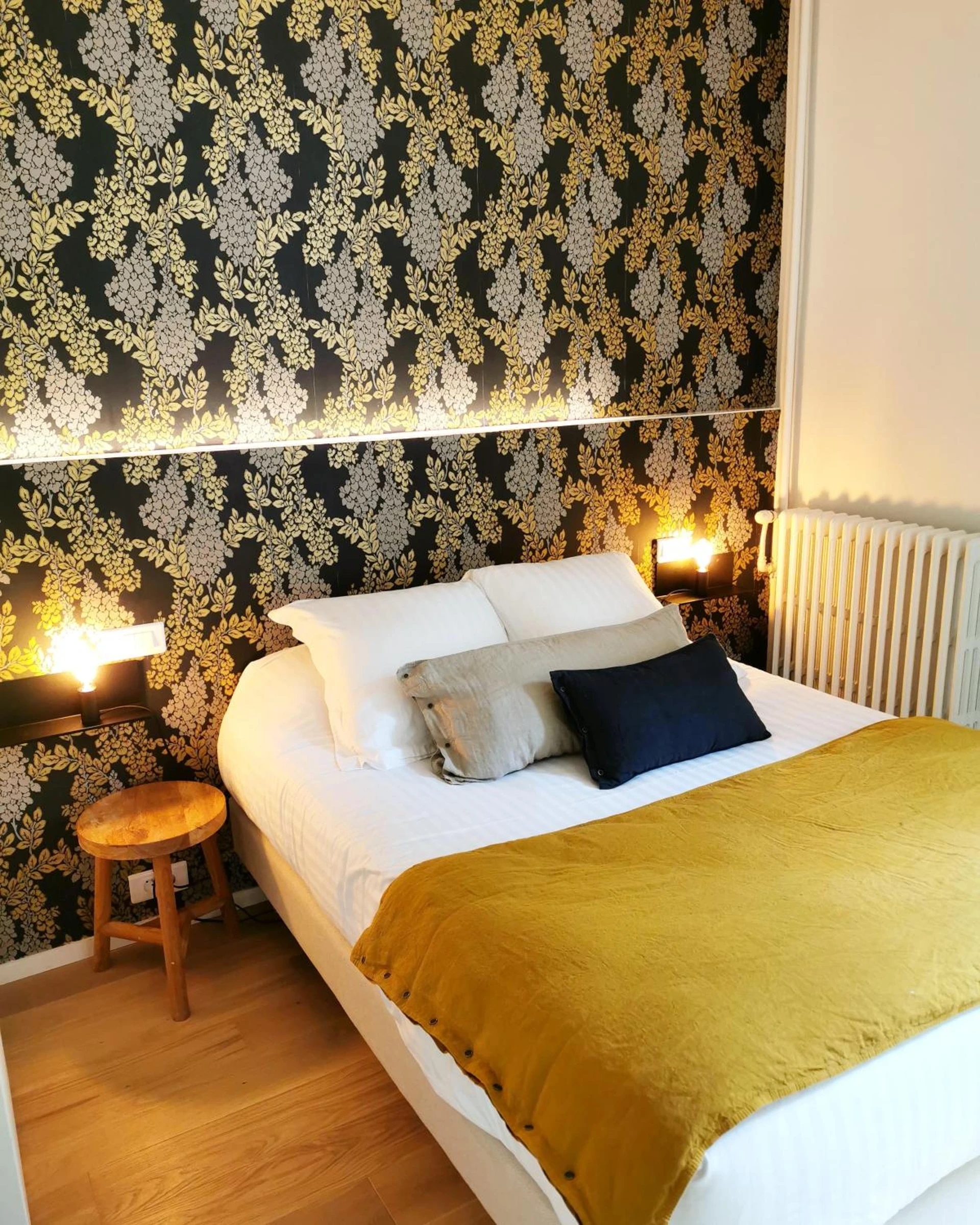 Magnifique chambre pour un séminaire d'entreprise à Hotel Restaurant La Musardiere - Giverny