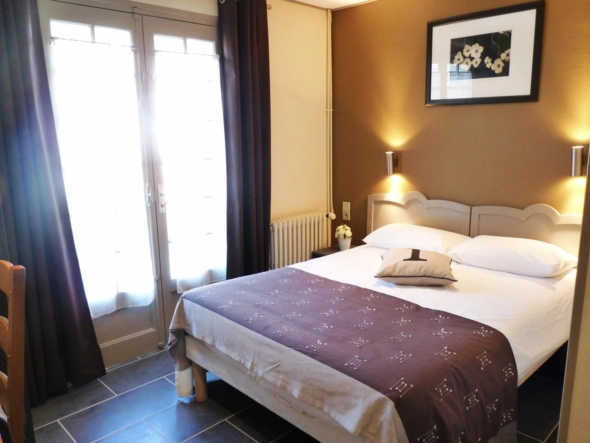 Chambre disponible pour un séminaire d'entreprise à Hôtel-Restaurant La P'tite Auberge - Lillebonne