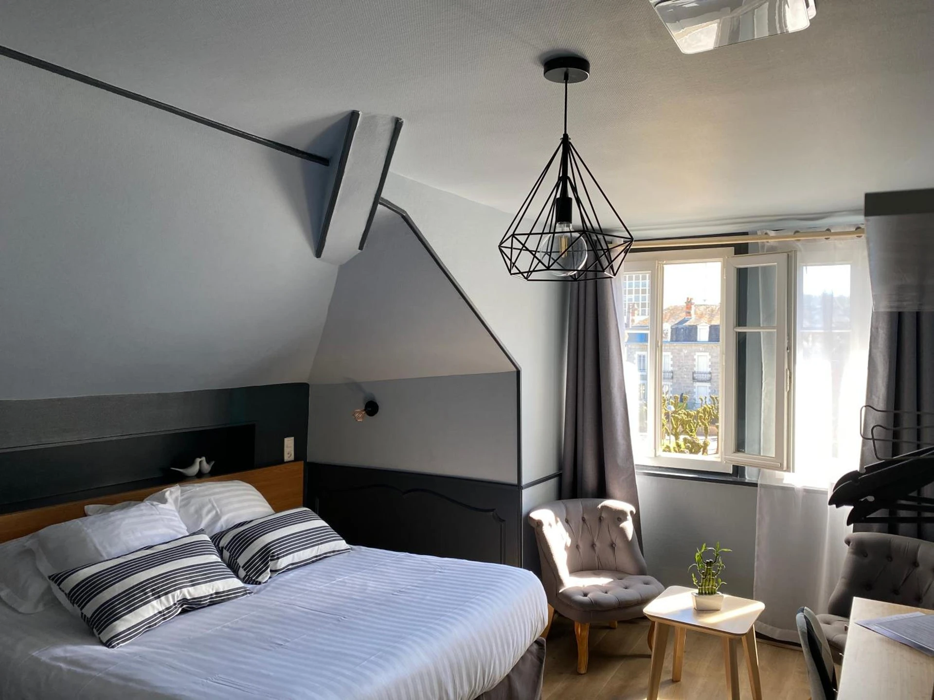 Chambre disponible pour un séminaire d'entreprise à Hôtel La Réserve de Brive - Brive-la-Gaillarde