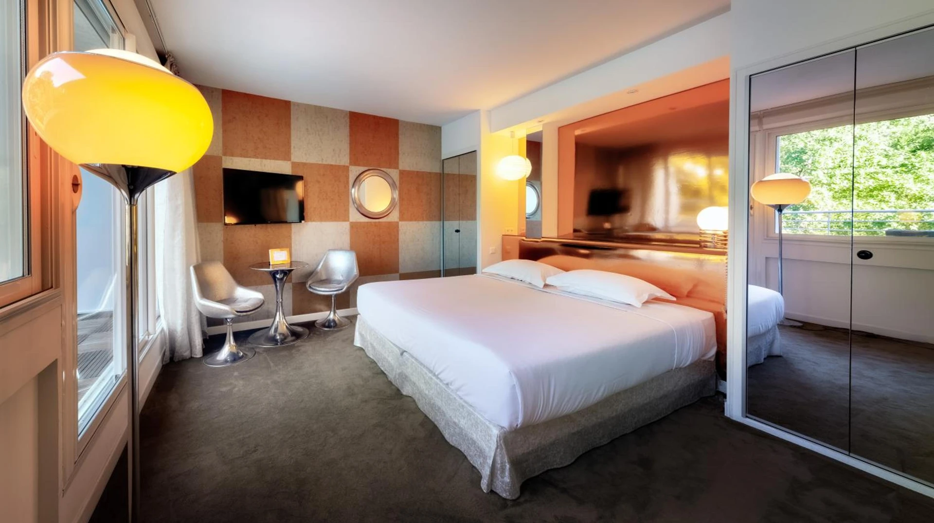 Chambre disponible pour un séminaire d'entreprise à LA RESERVE ALBI Hôtel Restaurant - Albi