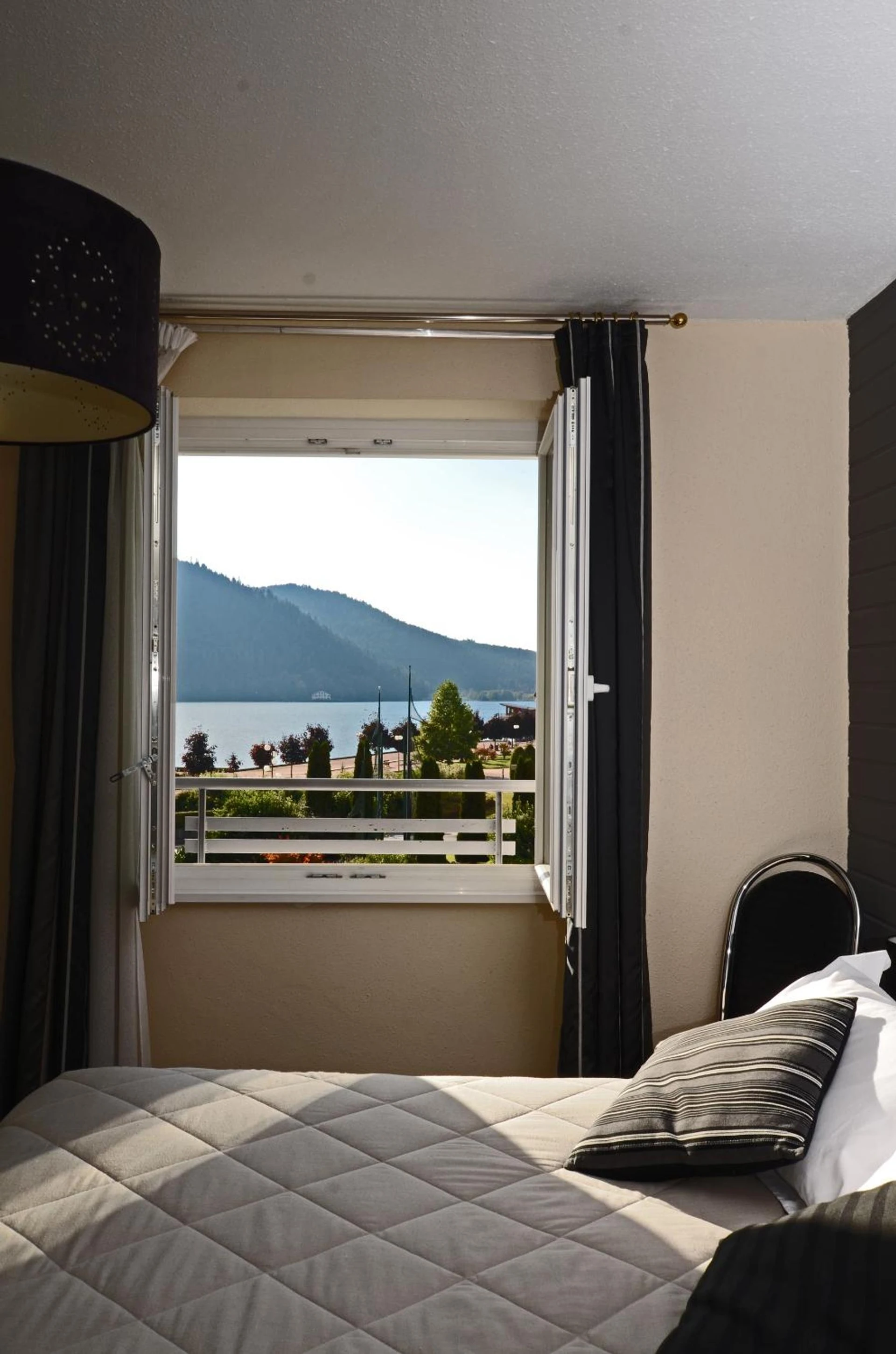 Chambre à Hôtel La Réserve - Organiser un séminaire d'entreprise à Gérardmer