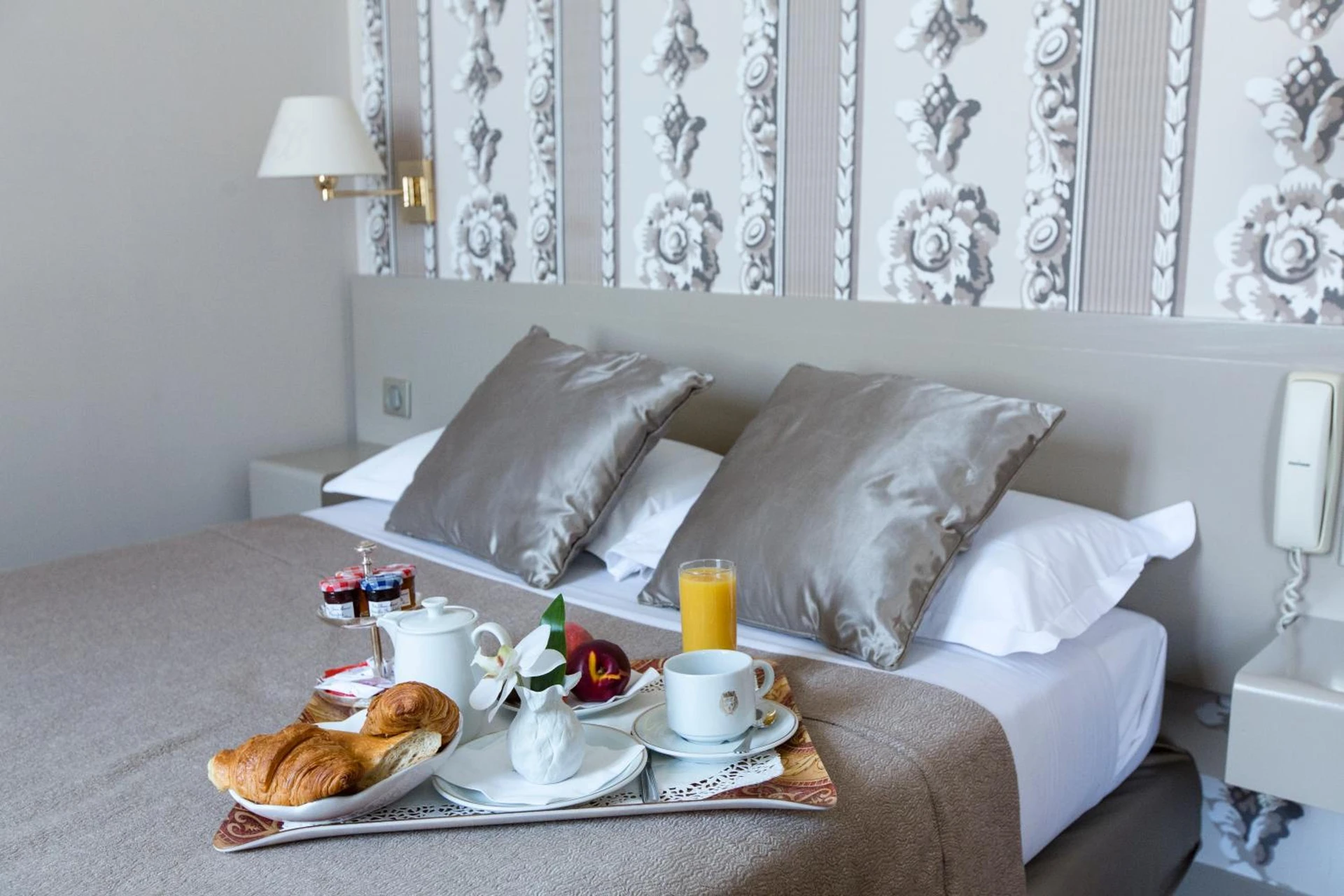 Organiser un séminaire d'entreprise : Hôtel La Résidence du Berry à versailles