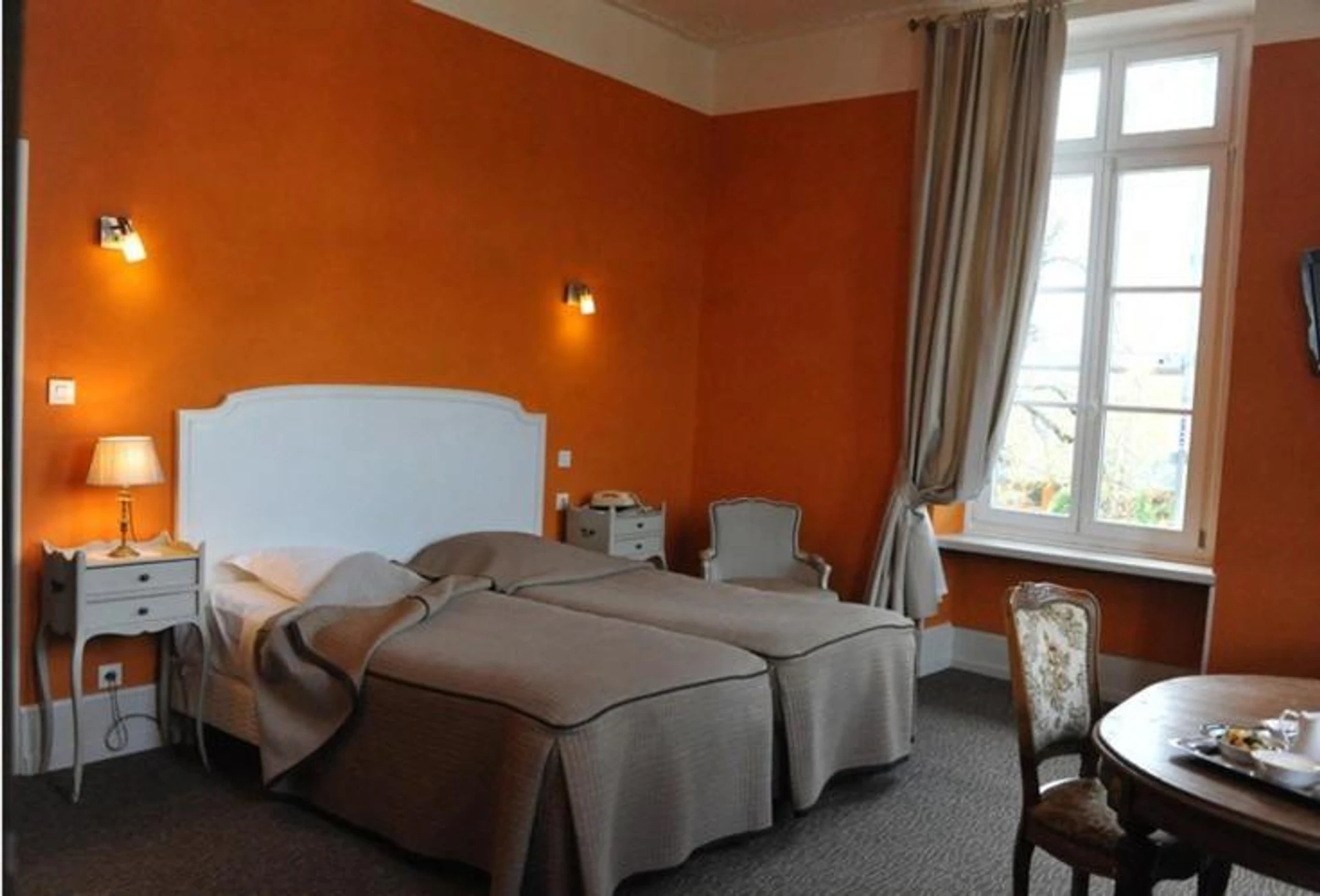 Magnifique chambre pour un séminaire d'entreprise à Logis La Résidence - Le Val-dʼAjol