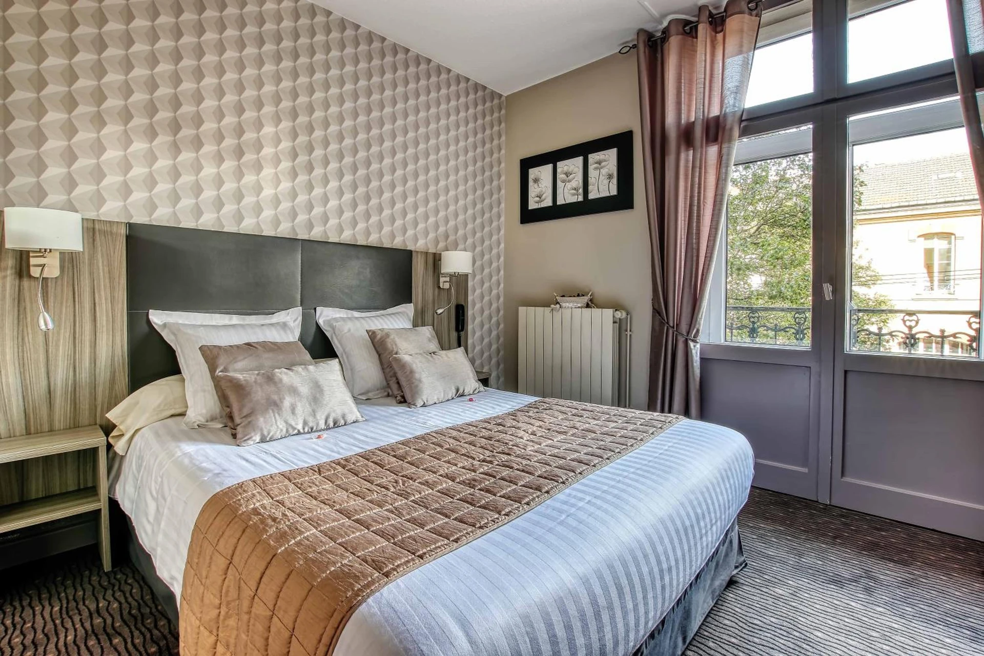 Chambre disponible pour un séminaire d'entreprise à Cit'Hotel La Résidence - Nancy