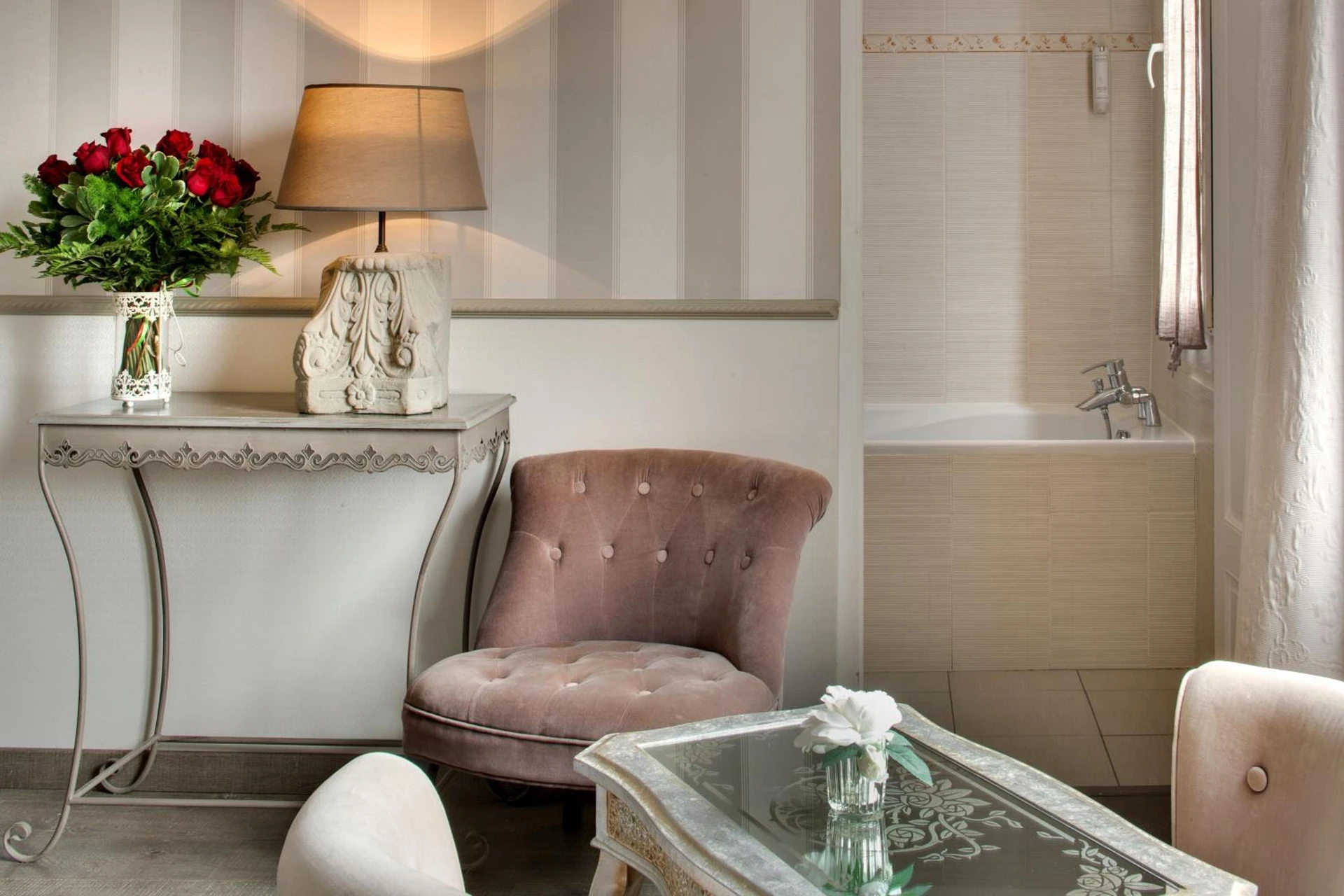 Chambre disponible pour un séminaire d'entreprise à Hotel La Roseraie - Chenonceaux