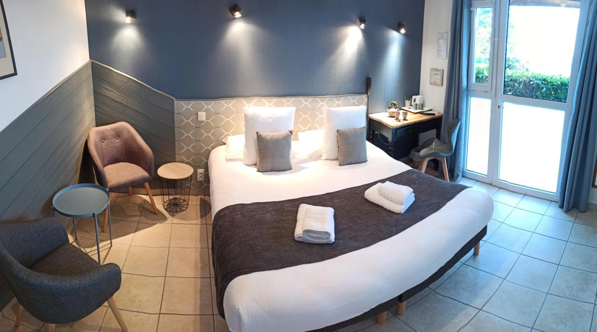 Organiser un séminaire d'entreprise : Logis Hôtel La Rosière à tracy-sur-mer