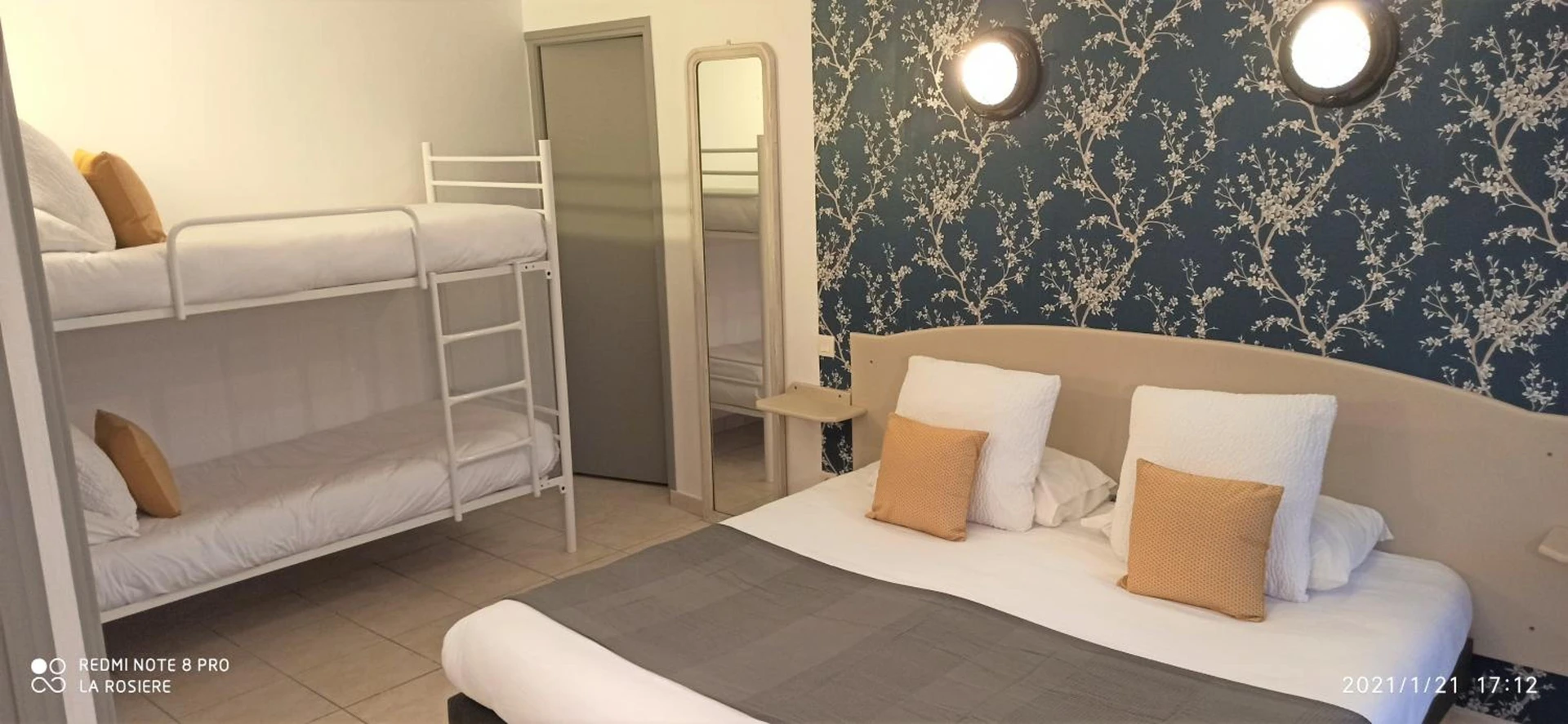 Chambre disponible pour un séminaire d'entreprise à Logis Hôtel La Rosière - Tracy-sur-Mer
