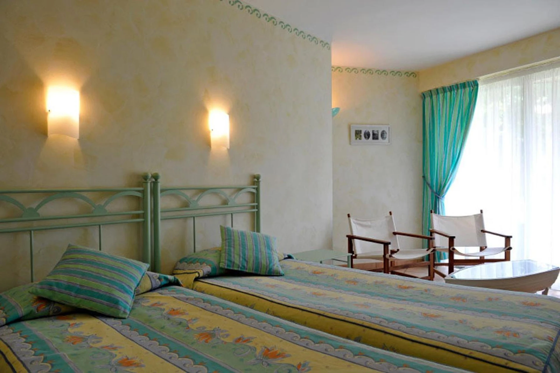 Magnifique chambre pour un séminaire d'entreprise à Hotel La Sapinière - Brioude