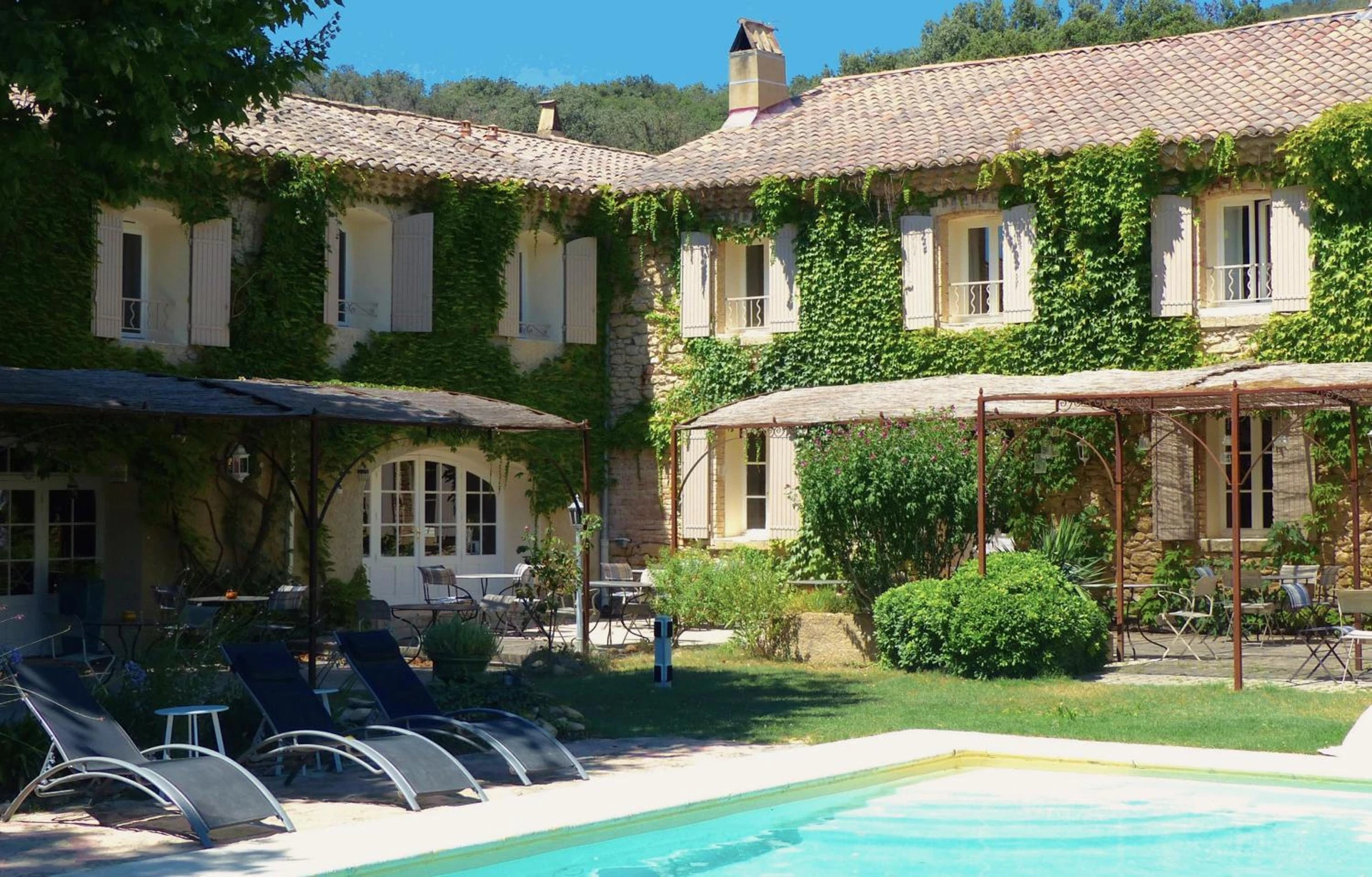 Organiser un séminaire d'entreprise : Logis Hôtel La Sommellerie à chateauneuf-du-pape