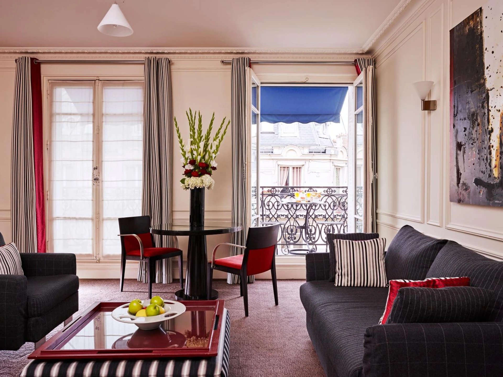 Ambiance de travail pour séminaire d'entreprise à La Tremoille Paris - Paris