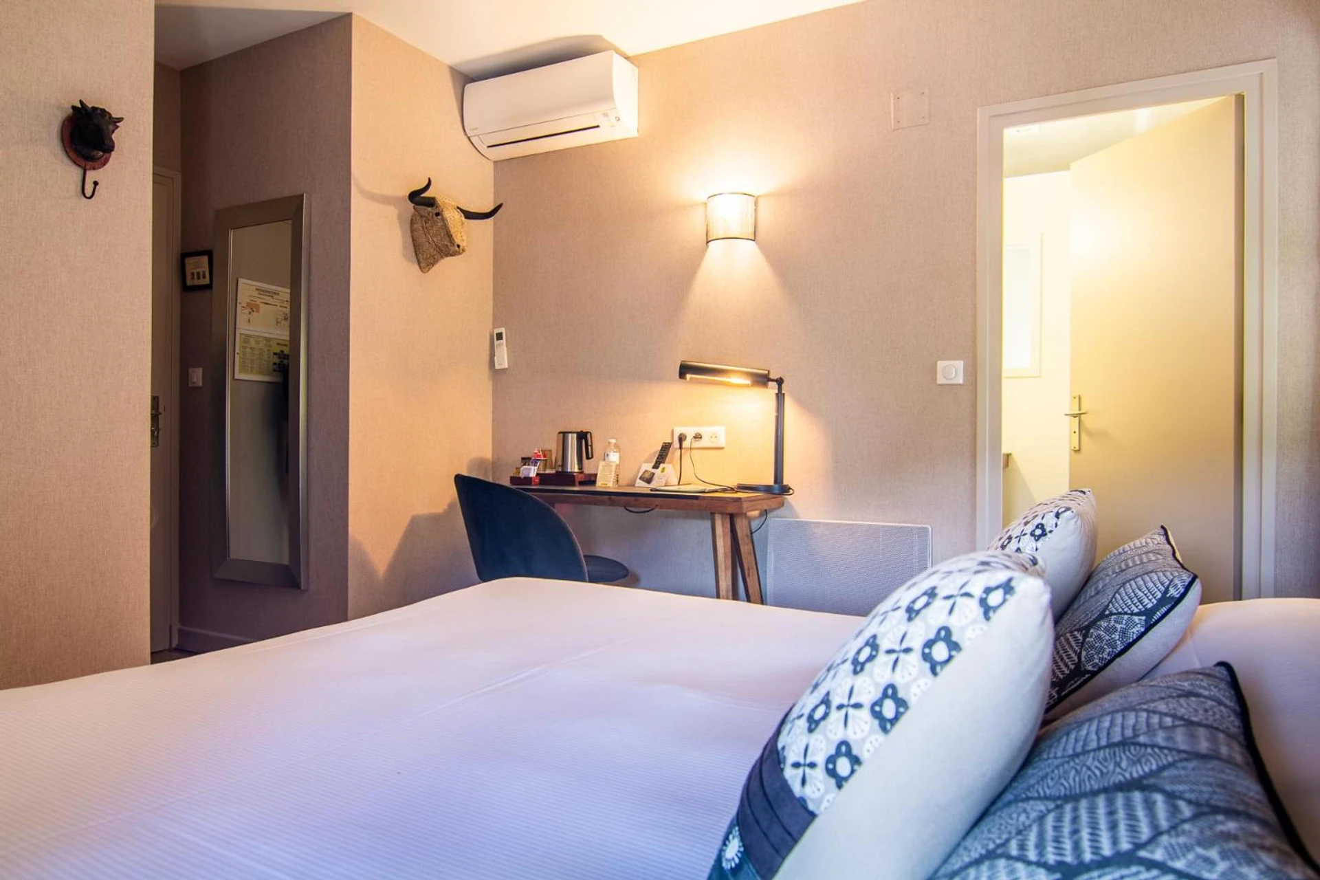 Chambre disponible pour un séminaire d'entreprise à Hôtel Spa La Truite Dorée - Vers