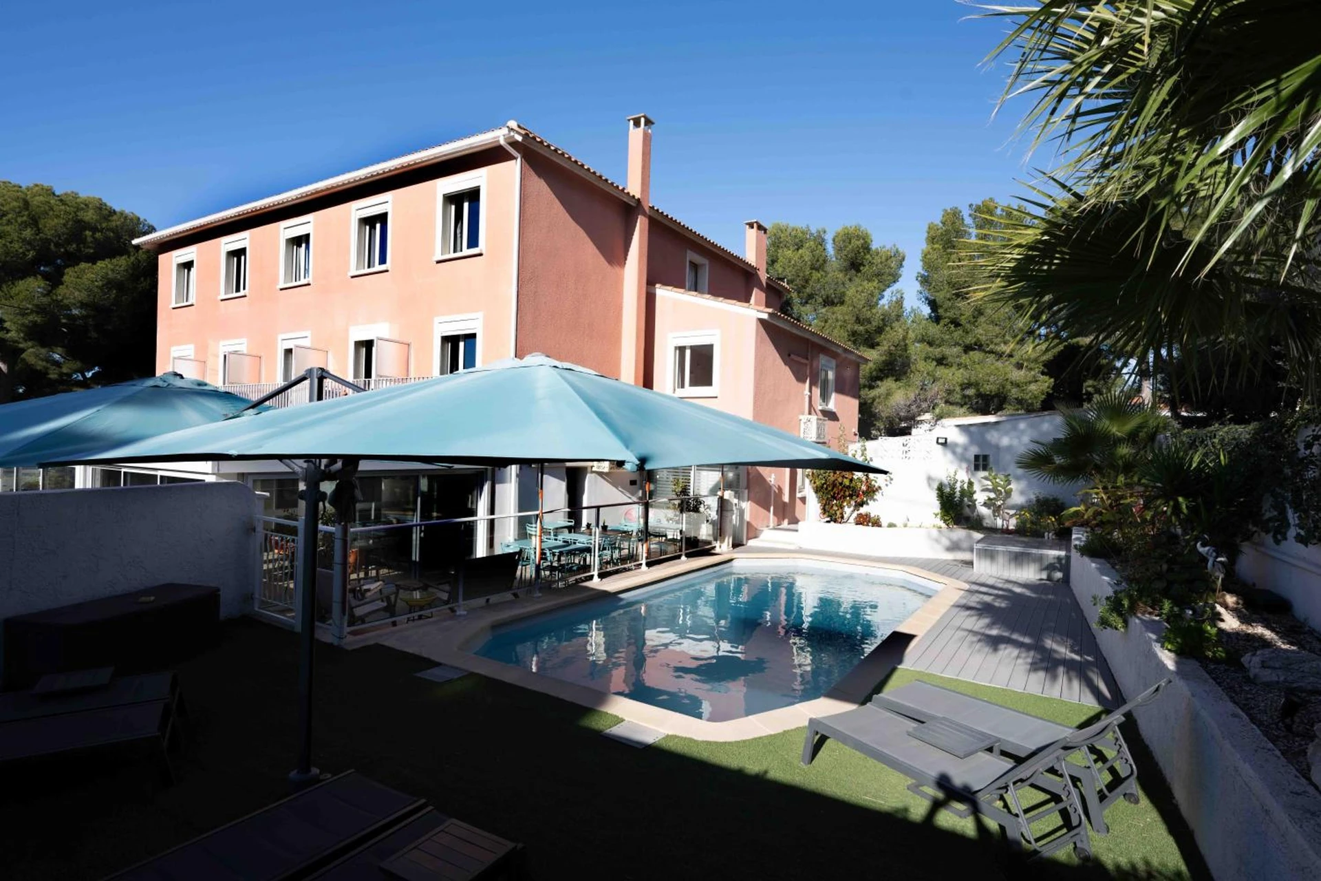 Organiser un séminaire d'entreprise : Hotel La Tuiliere à carry-le-rouet