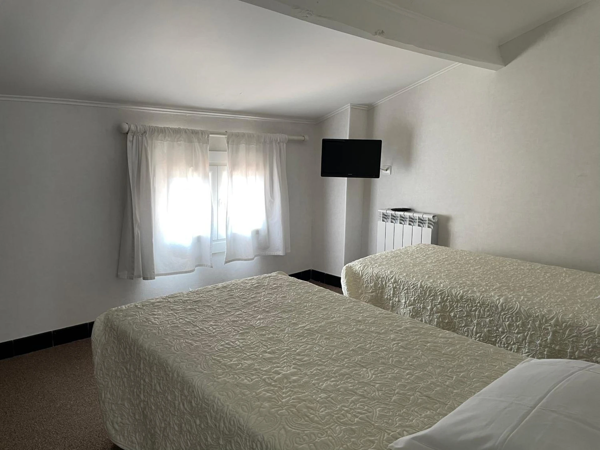 Chambre disponible pour un séminaire d'entreprise à Hôtel La Vigneraie - Levens
