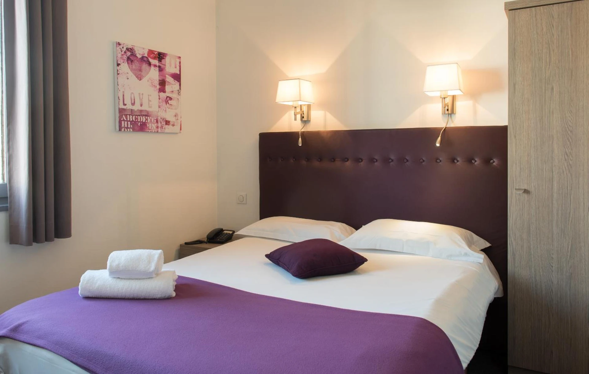 Chambre disponible pour un séminaire d'entreprise à La Villa Borgo - Champagne-au-Mont-dʼOr