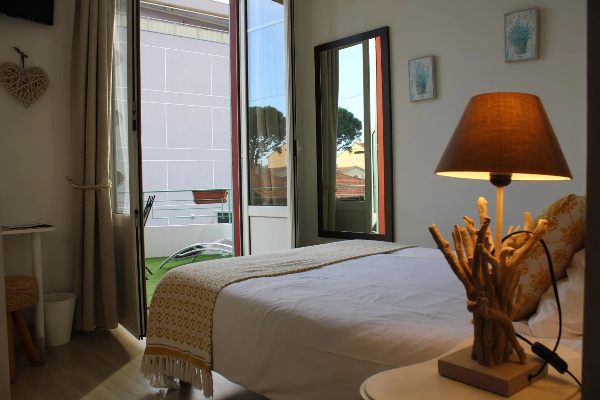 Chambre disponible pour un séminaire d'entreprise à Hôtel La Villa des Oliviers - Cagnes-sur-Mer