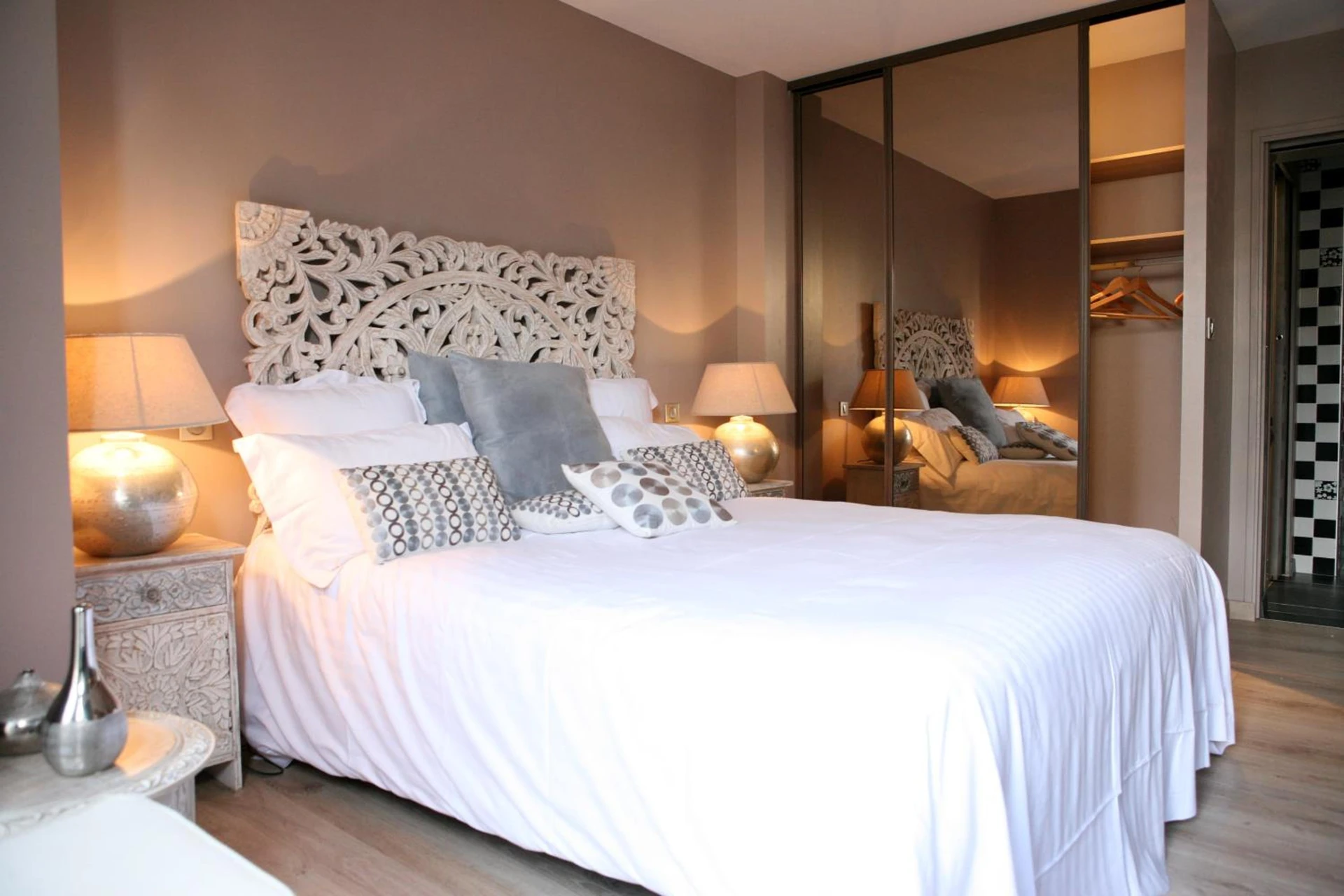 Chambre disponible pour un séminaire d'entreprise à Cit'Hotel La Villa Julia - Agon-Coutainville