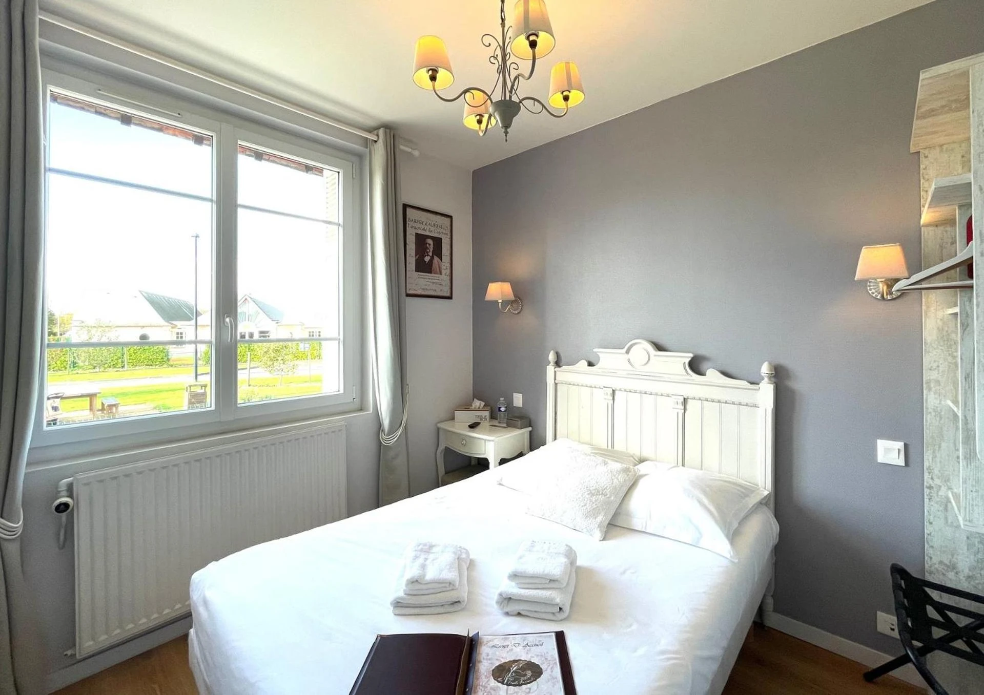 Chambre disponible pour un séminaire d'entreprise à La Villa Les Mots Passants - Cabourg