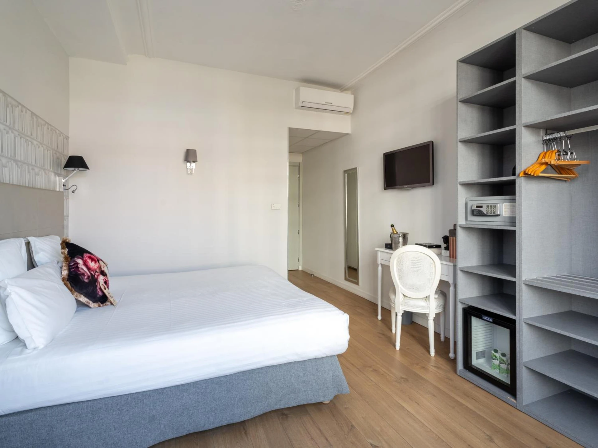 Chambre disponible pour un séminaire d'entreprise à Hotel La Villa Nice Victor Hugo - Nice