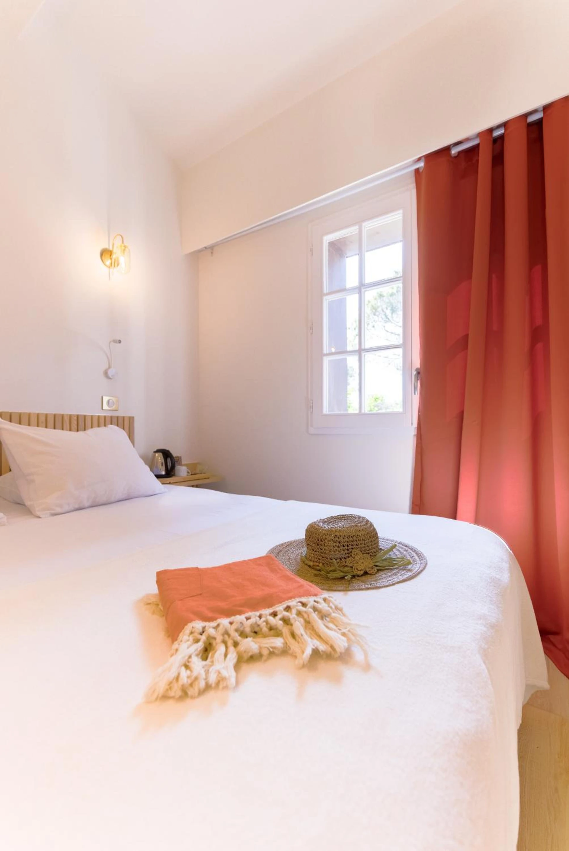 Chambre disponible pour un séminaire d'entreprise à La Villa Vicha, The Originals Relais - Aubais