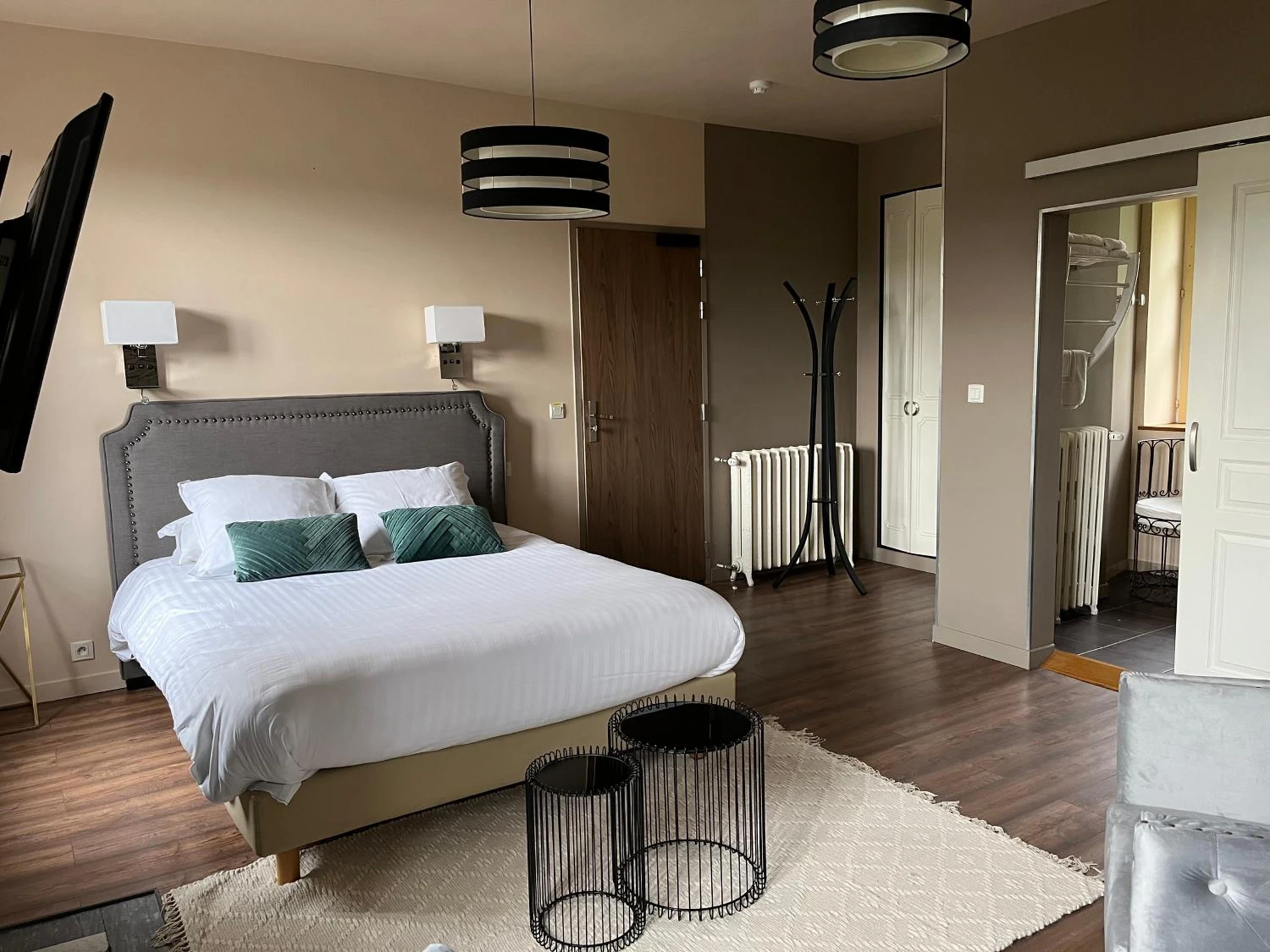 Organiser un séminaire d'entreprise : Hôtel La Vinaigrerie LOGIS à joinville