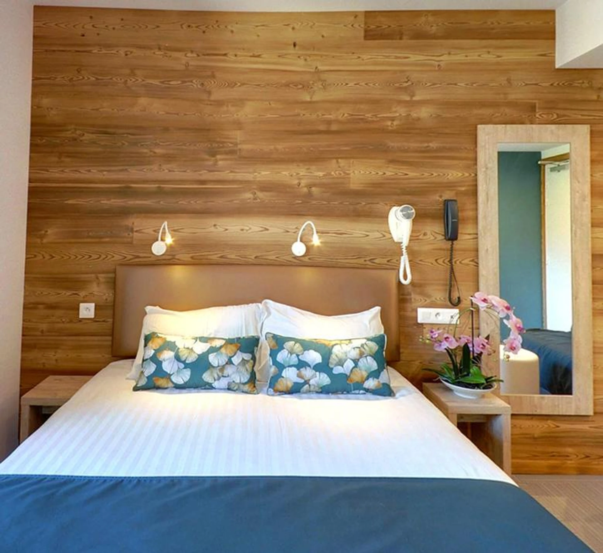 Magnifique chambre pour un séminaire d'entreprise à Hôtel Lacour - Eygliers