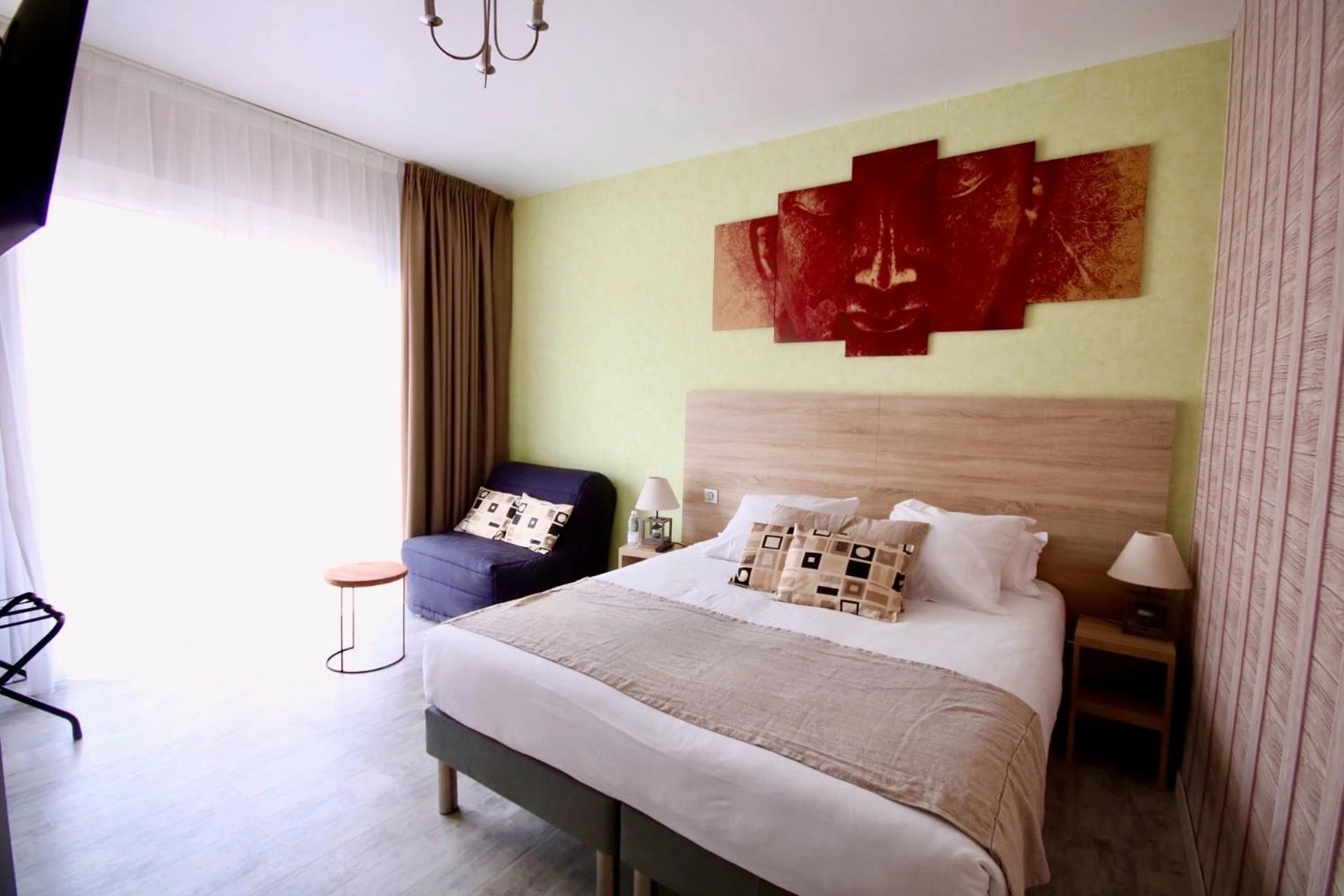 Magnifique chambre pour un séminaire d'entreprise à The Originals Boutique, Hôtel Lakeside, Biscarrosse , Lac - Parentis-en-Born