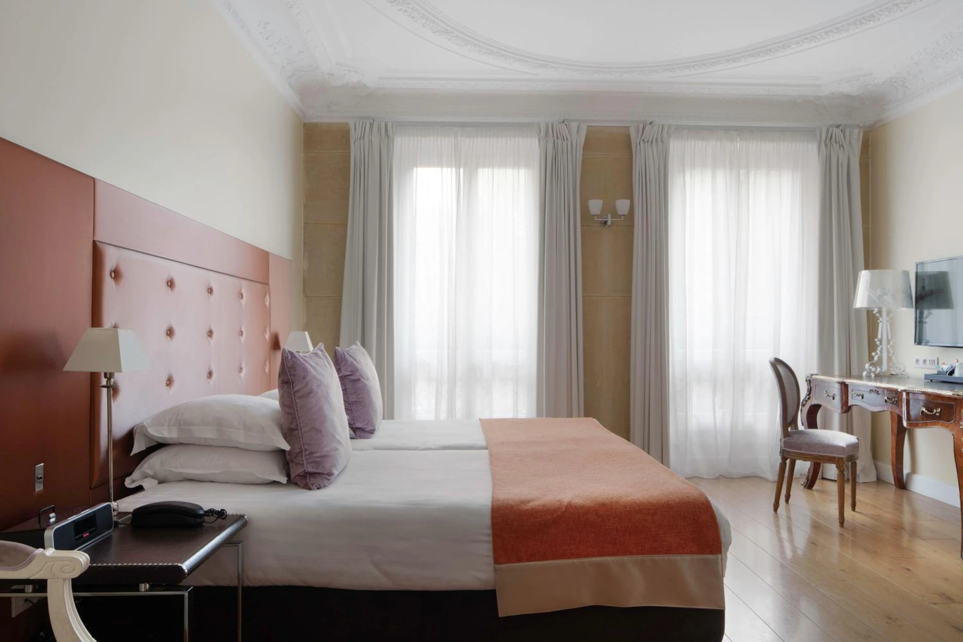 Ambiance de travail pour séminaire d'entreprise à Le 123 Elysees - Astotel - Paris