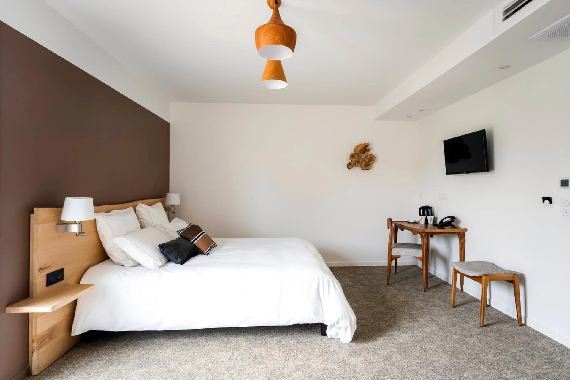 Magnifique chambre pour un séminaire d'entreprise à HOTEL LE 25 - Andernos-les-Bains