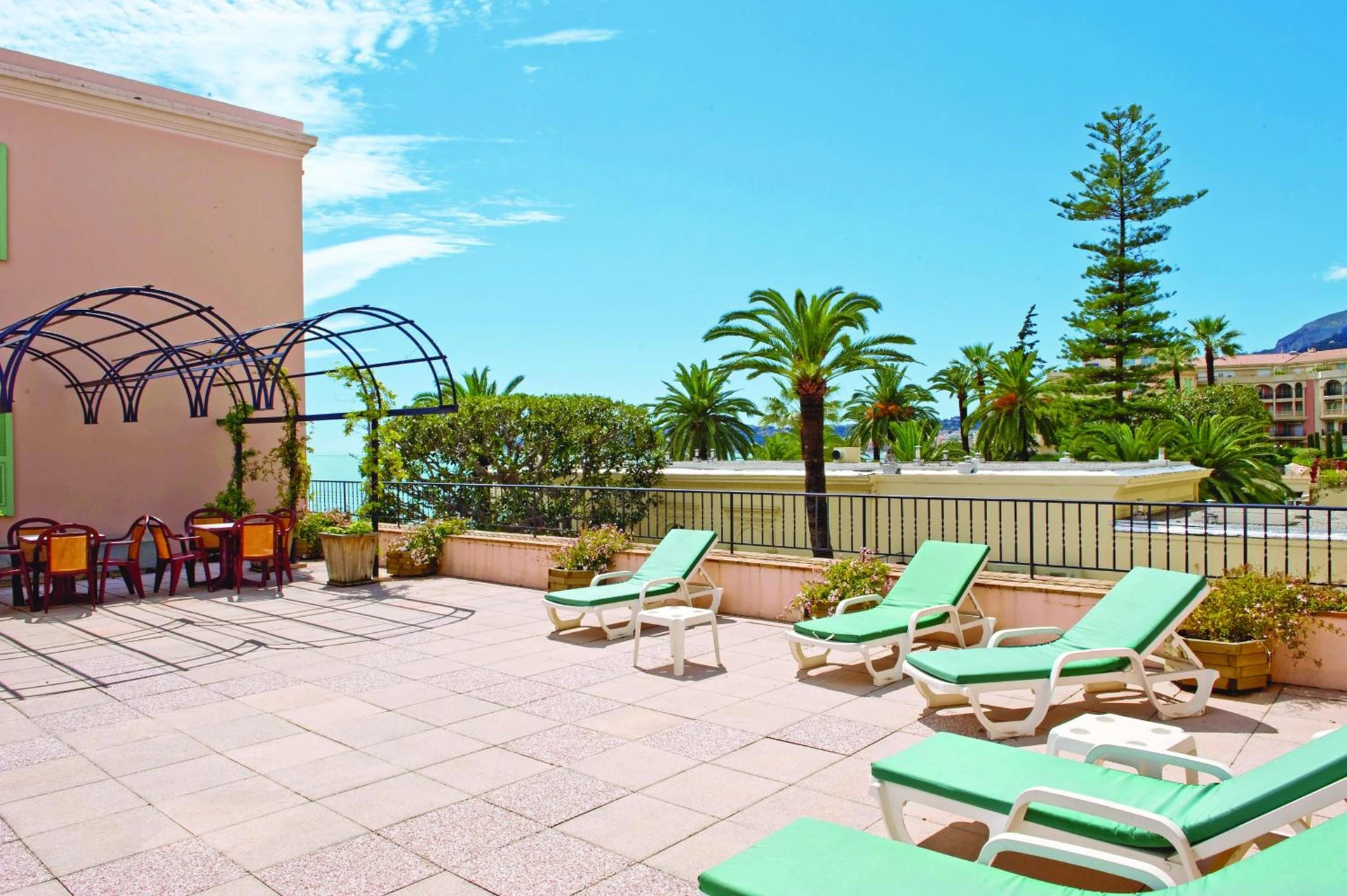 Chambre à Hôtel Vacances Bleues Balmoral - Organiser un séminaire d'entreprise à Menton