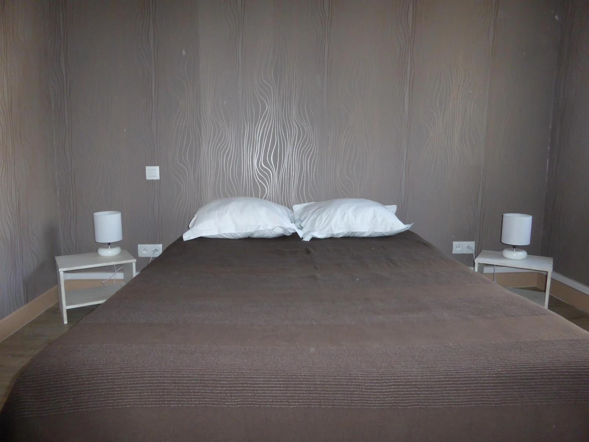 Chambre disponible pour un séminaire d'entreprise à Le Bannier Hotel Restaurant - Orléans