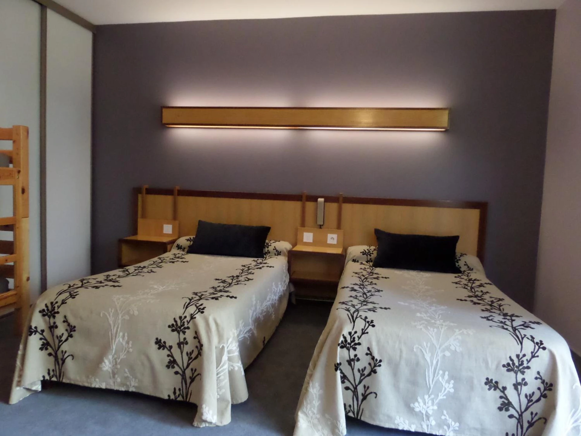 Chambre disponible pour un séminaire d'entreprise à Hôtel le bastide - Nasbinals