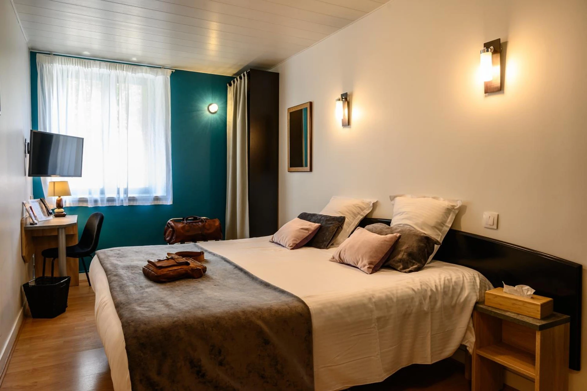 Chambre disponible pour un séminaire d'entreprise à Hôtel Le Bayeux - Bayeux