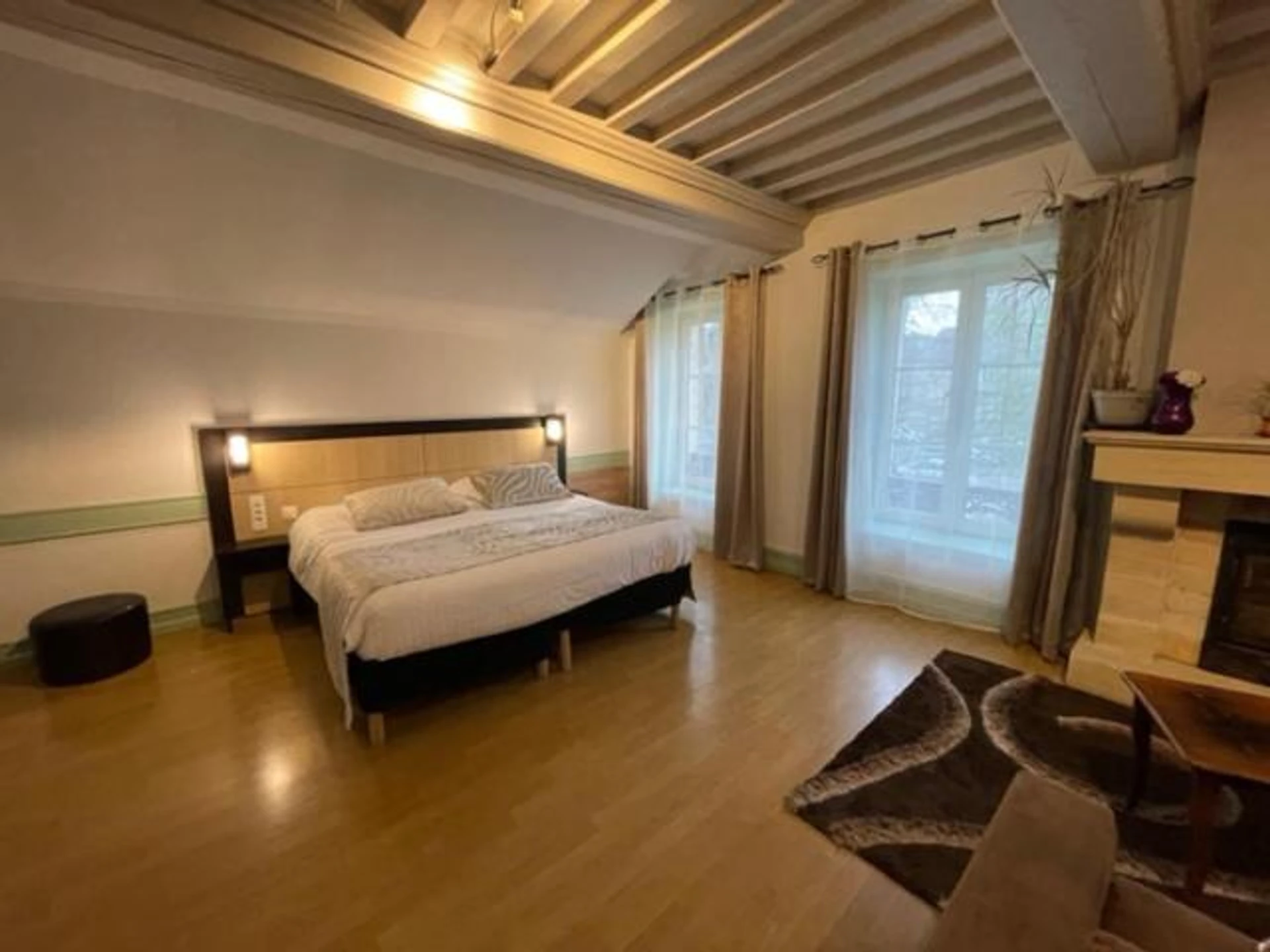 Chambre disponible pour un séminaire d'entreprise à Hôtel Le Bayeux - Bayeux